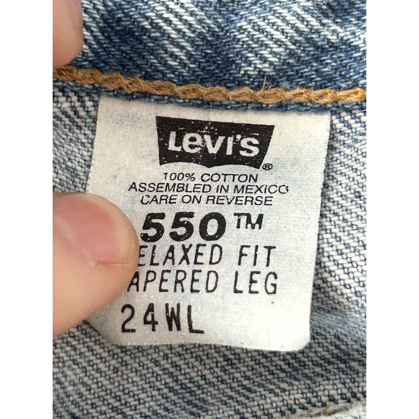 Levi's Levis 550 Relaxed Fit Tapered Leg Womens Medium Wash Blue Denim Jeans sz 24W Size 42" / US 20 - 6 Thumbnail