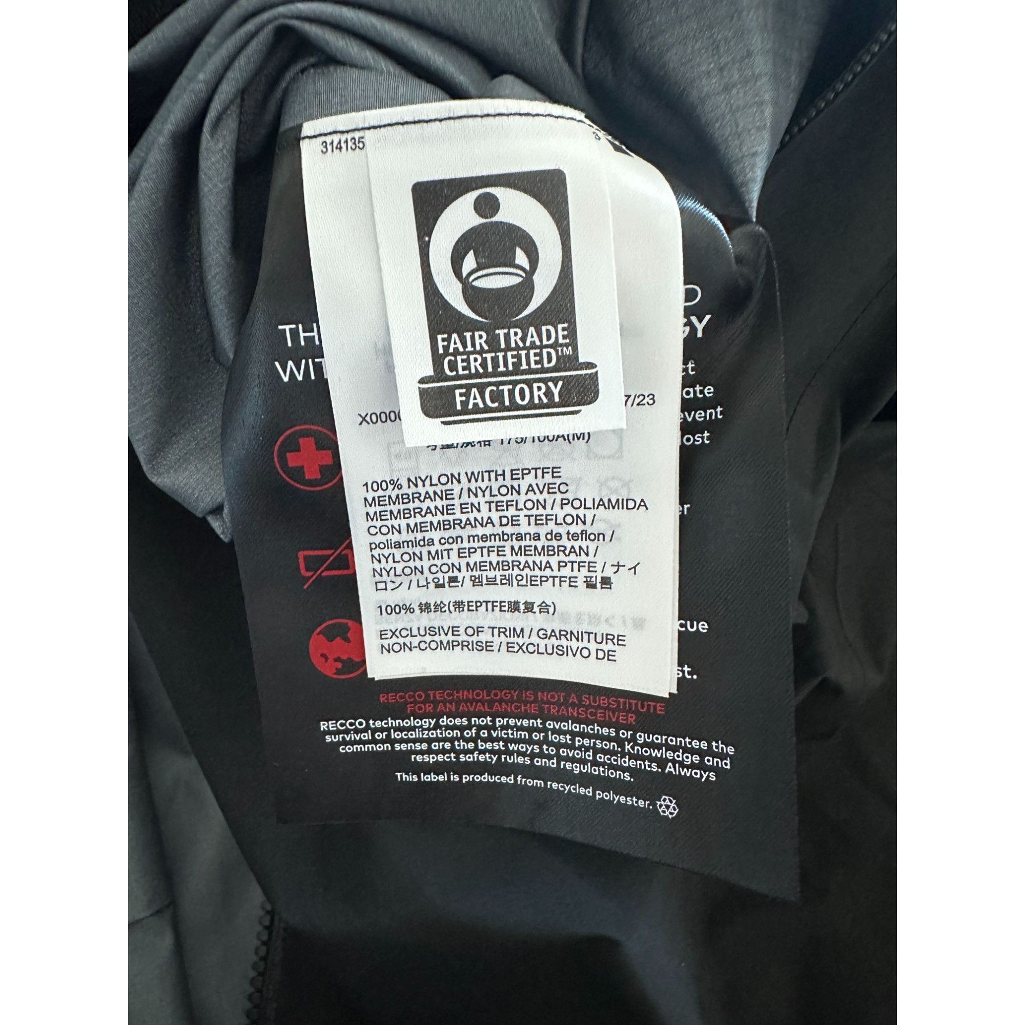 Arc'teryx Arcteryx Arc'teryx beta AR Gore-Tex Pro Weatherproof Jacket Size M / US 6-8 / IT 42-44 - 11 Thumbnail