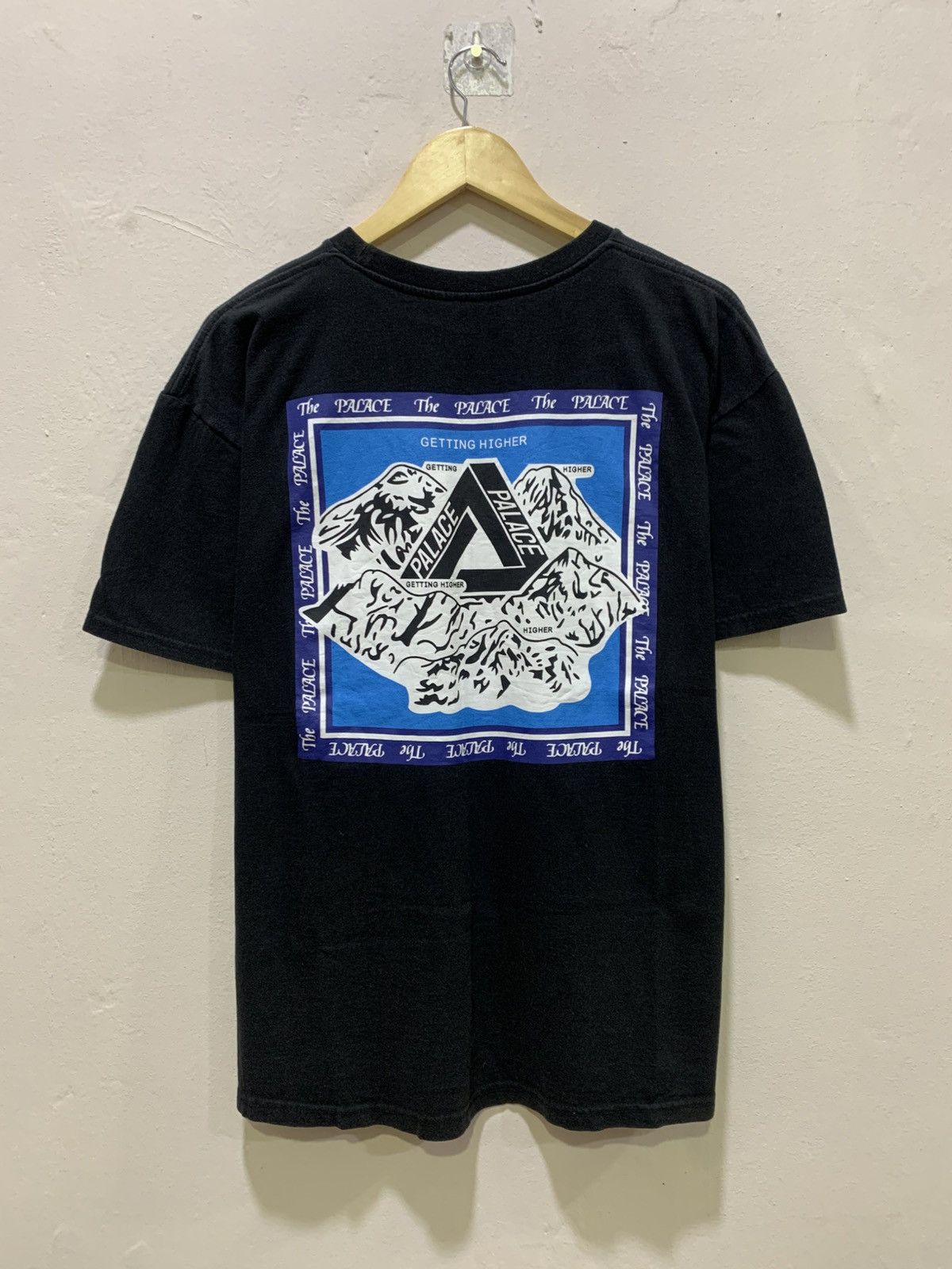 Palace Palace Getting Higher Tshirt Size US L / EU 52-54 / 3 - 1 Thumbnail