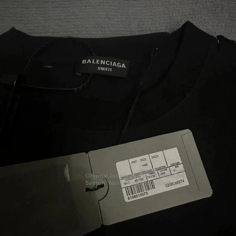 Balenciaga Balenciaga Logo Print Distressed Short Sleeve Tee. Size US M / EU 48-50 / 2 - 4 Thumbnail