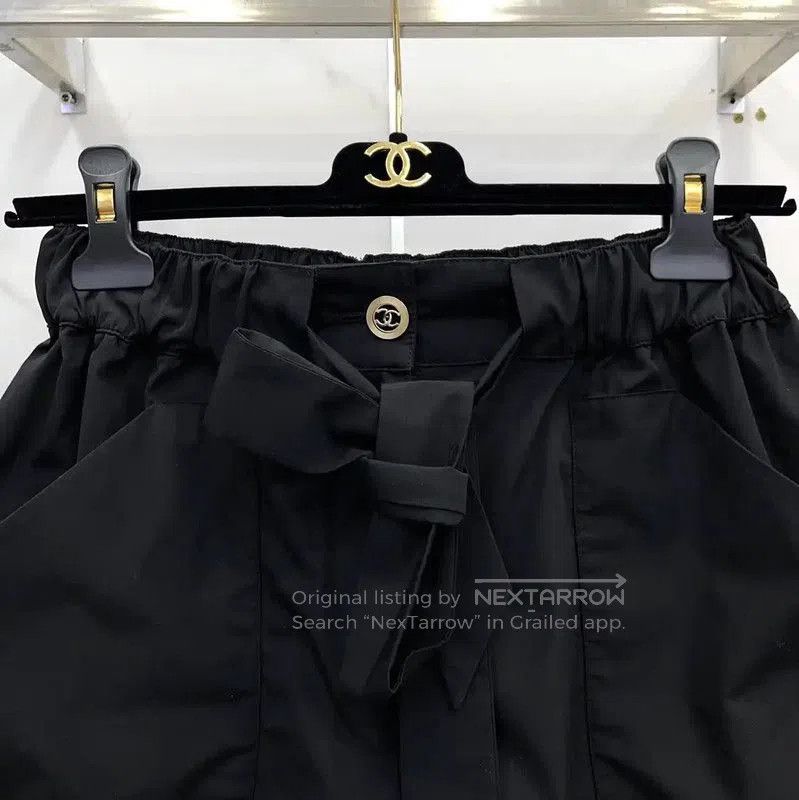 Chanel Chanel Black Cotton Blend Women's Shorts . Size 23" - 2 Thumbnail