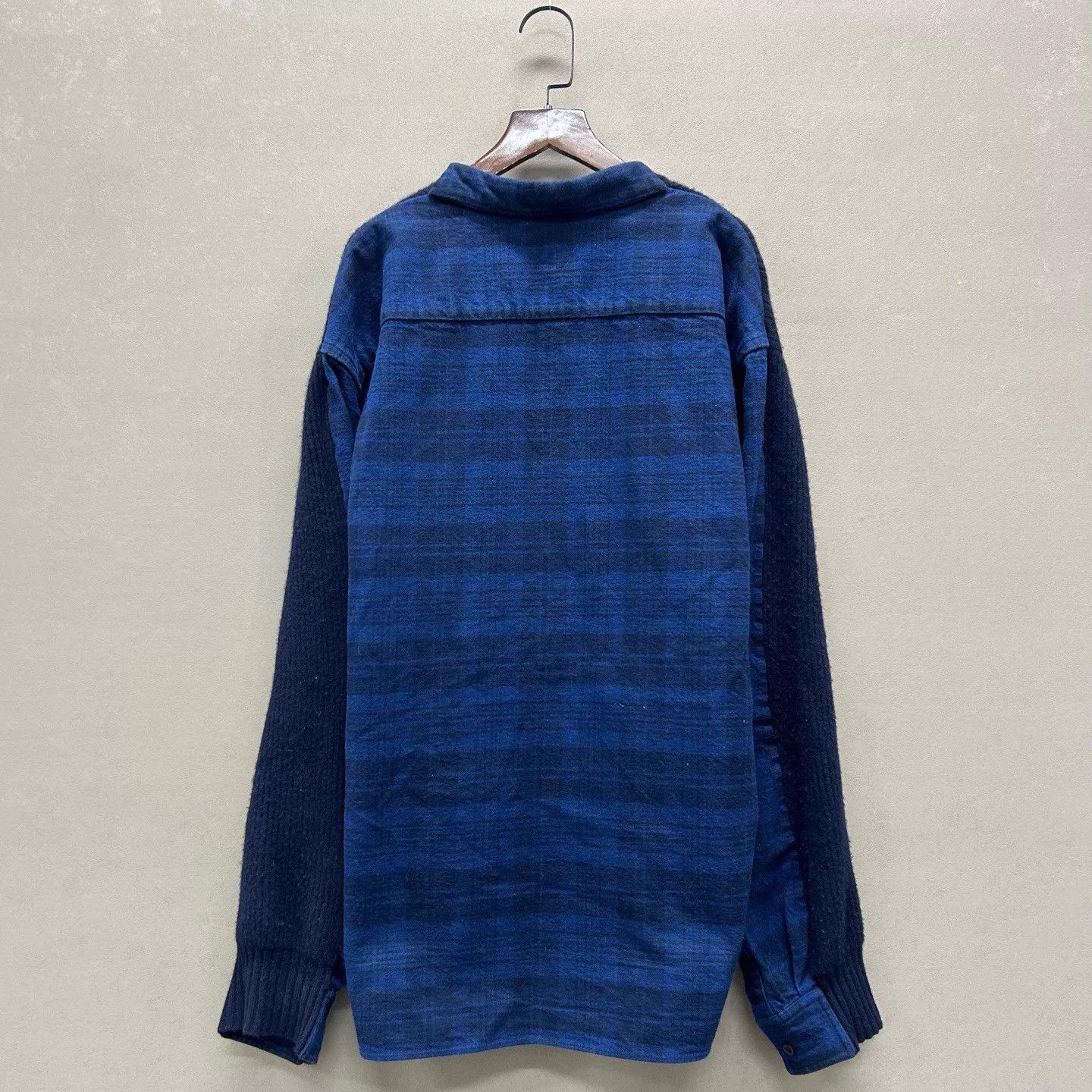 Balenciaga Balenciaga 99New Wheat Panelled V-Neck Knit Shirt S Size US S / EU 44-46 / 1 - 2 Thumbnail