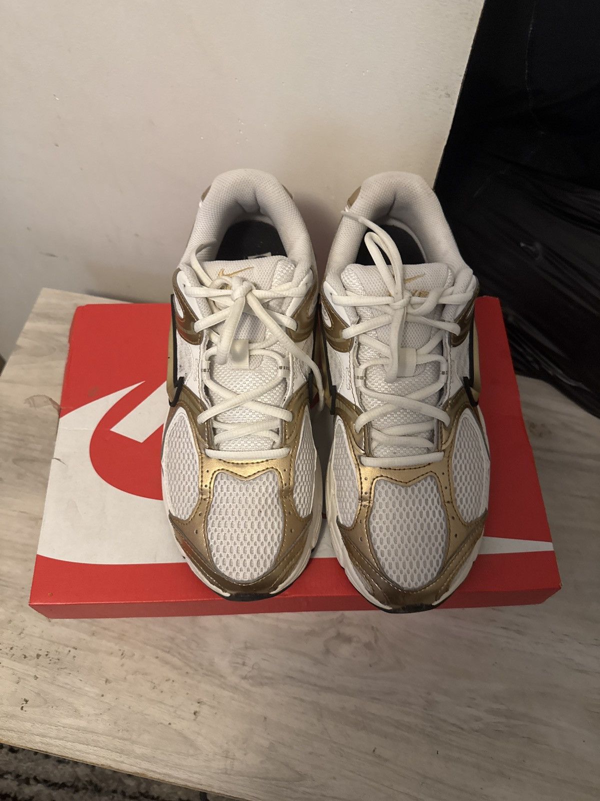 Nike Nike v5 RNR Size US 8.5 / EU 41-42 - 1 Thumbnail