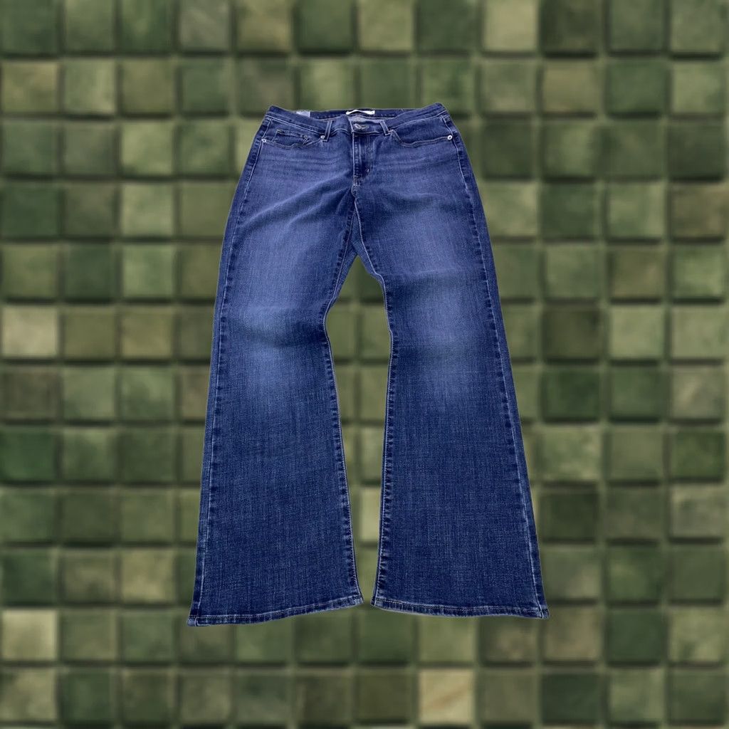 Levi's Levi’s Classic Bootcut Stretch Mid Rise Jeans Women’s 8 Blue Denim Regular Inseam 30 Size 30" / US 8 / IT 44 - 1 Thumbnail