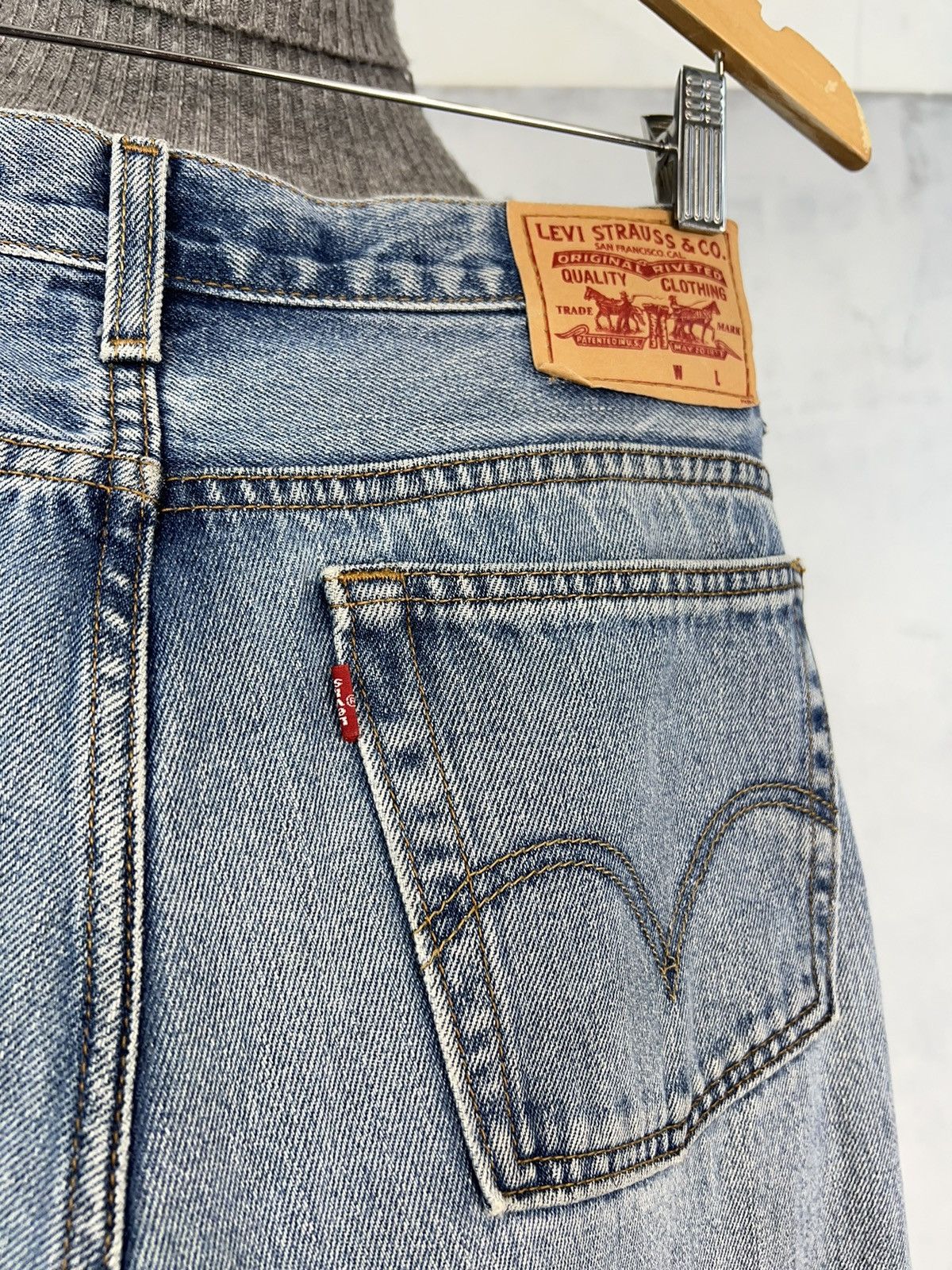 Levi's Vintage Blue Levis Slim Fit Jeans Pants Size 30 Size US 30 / EU 46 - 9 Thumbnail