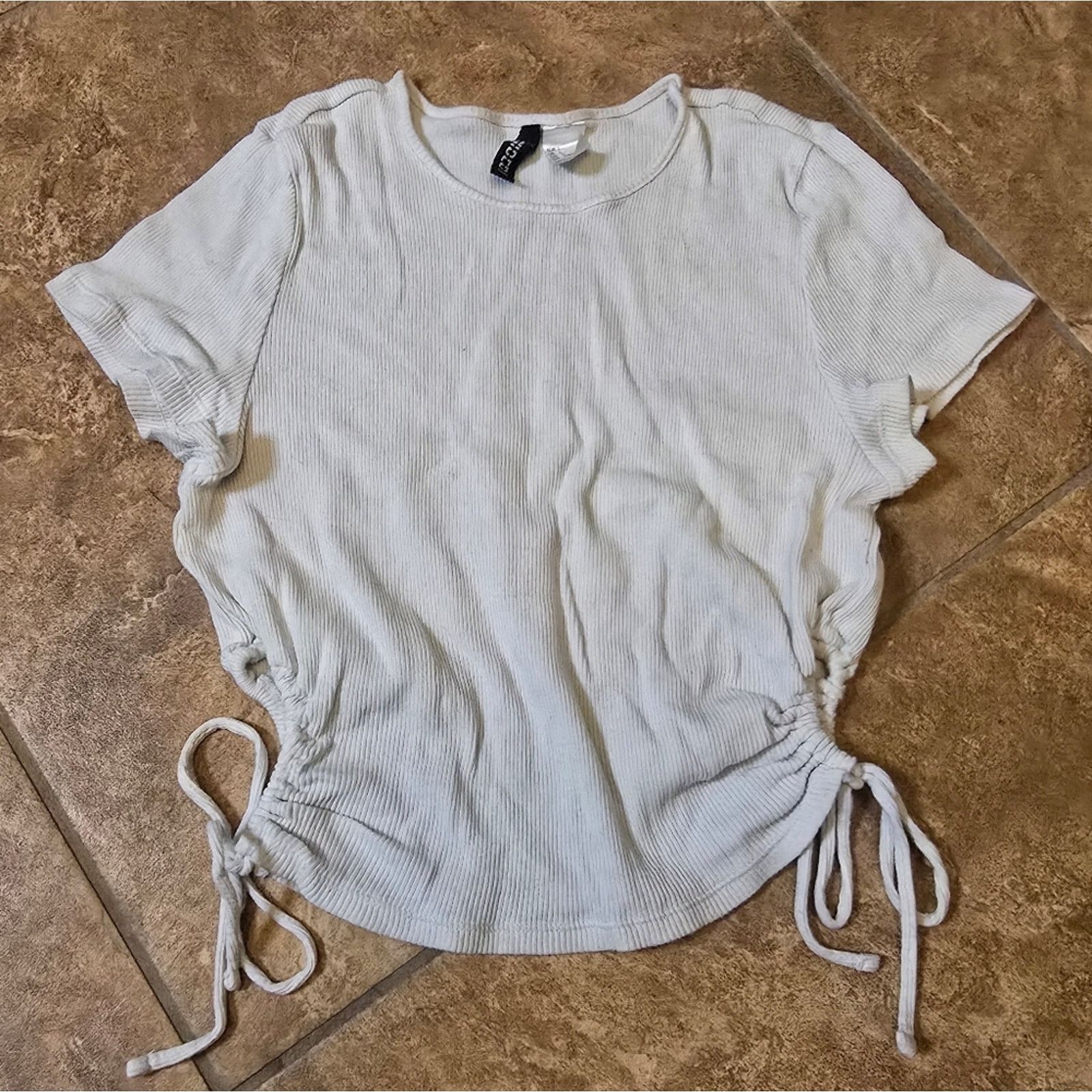 Divided White Side Tied | DIVIDED | Short Sleeve Size L / US 10 / IT 46 - 1 Thumbnail