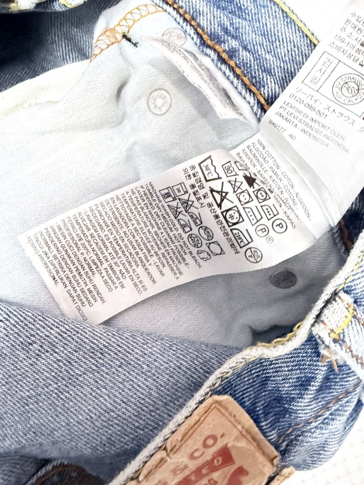 Levi's Levi's 550 Relaxed Fit Light Wash Vintage Denim Jeans W34 Size US 34 / EU 50 - 12 Thumbnail