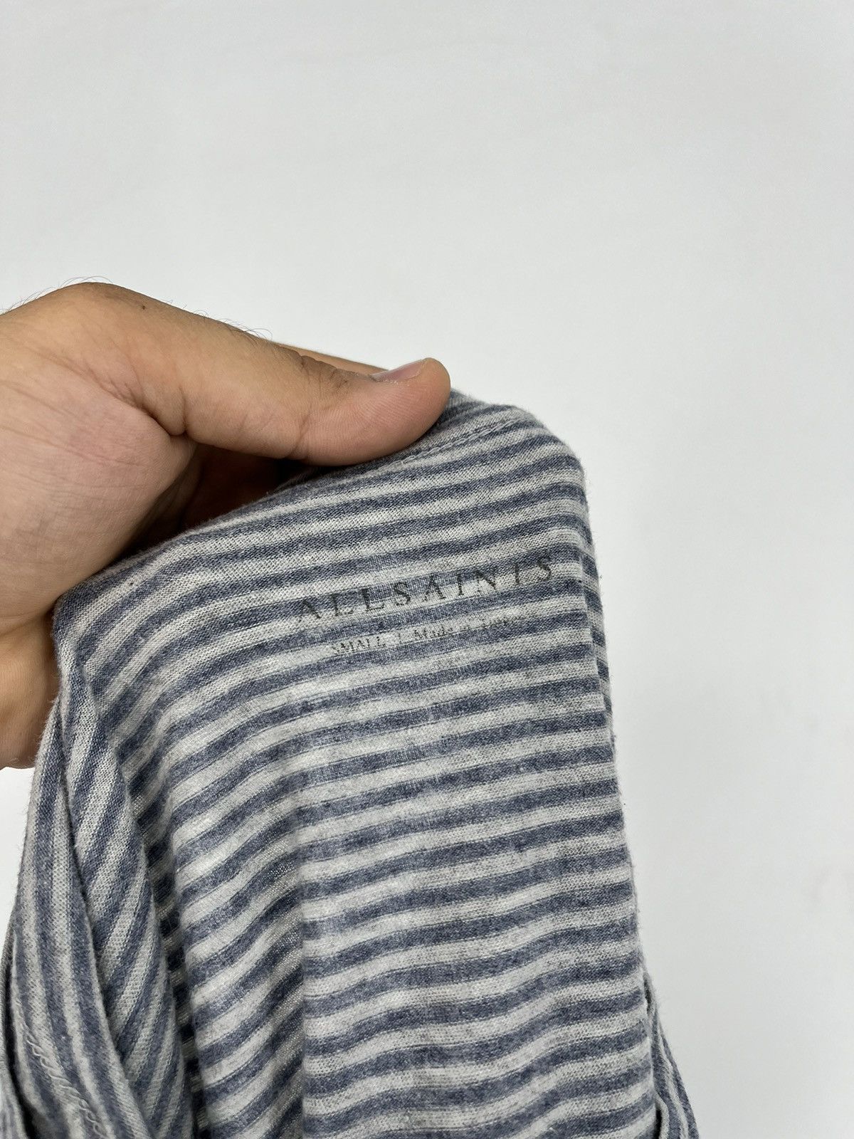 Allsaints Vintage Y2K Allsaints Striped T-shirt luxury Sportswear SzXL Size US S / EU 44-46 / 1 - 9 Thumbnail