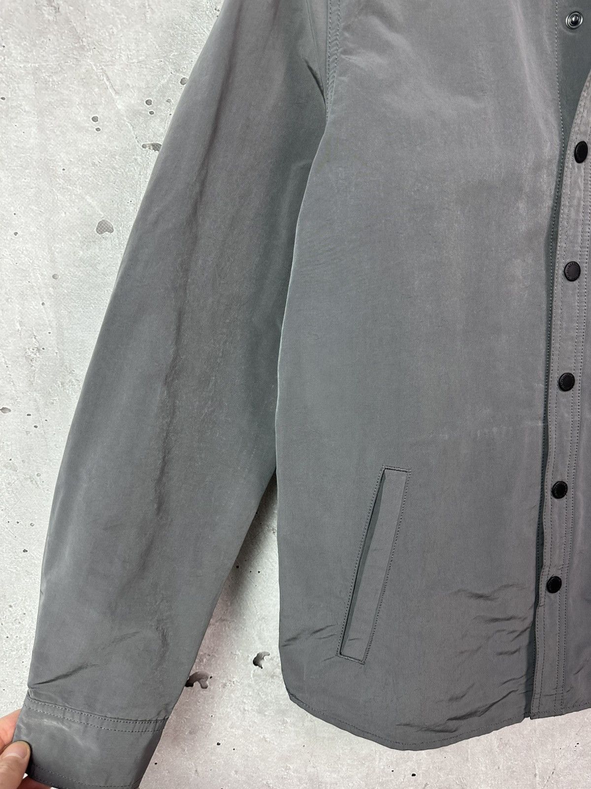 Barbour Barbour International Nylon Shimmer Overshirt Grey Jacket Size US S / EU 44-46 / 1 - 7 Thumbnail