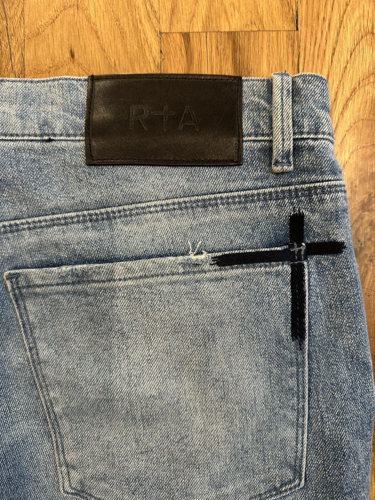 Rta Rta Small Spell Distressed Blue Denim Jeans Size 34 Size US 34 / EU 50 - 4 Thumbnail