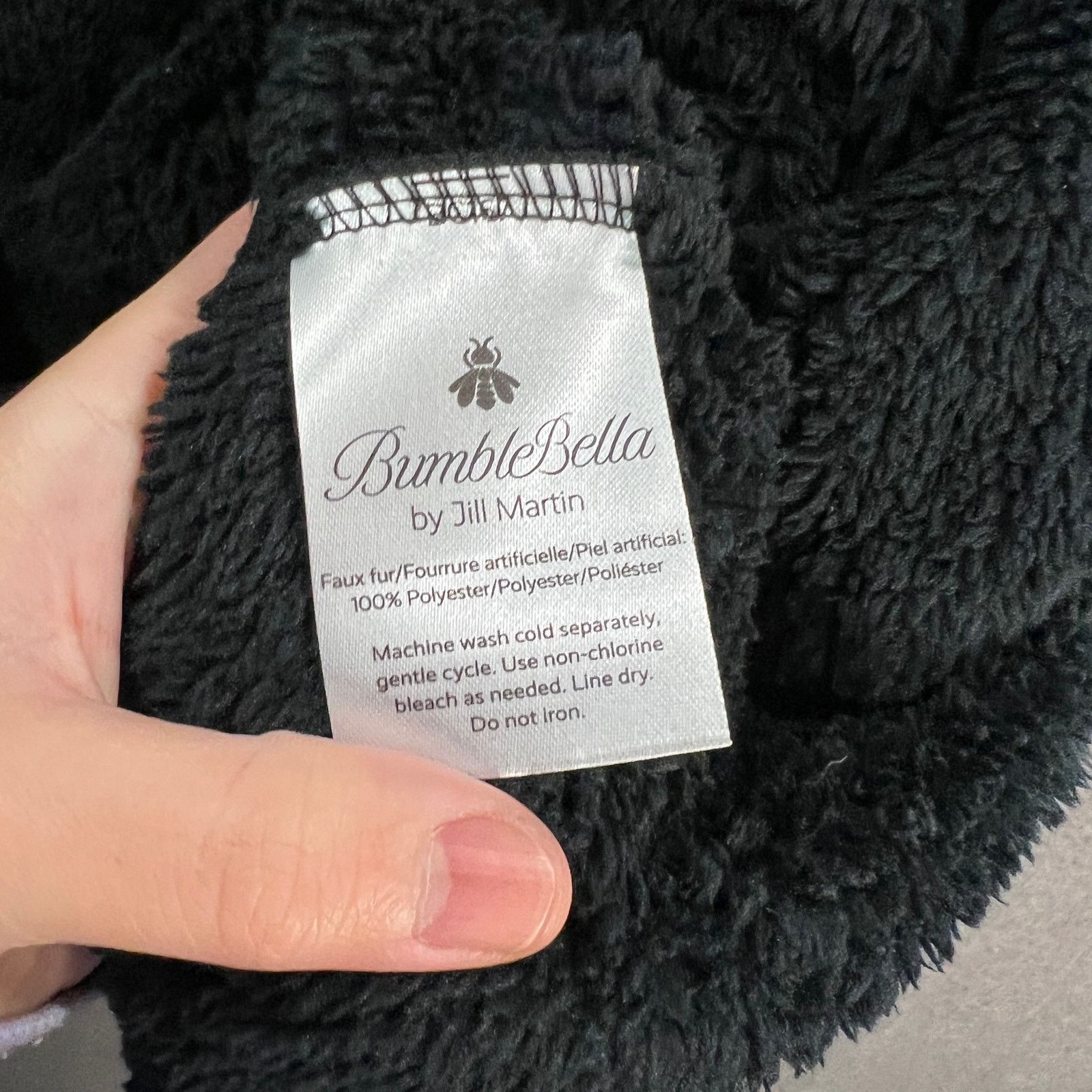 Other Bumble Bella Wellsoft Lite Plush Hooded Lounger Size S / US 4 / IT 40 - 6 Thumbnail