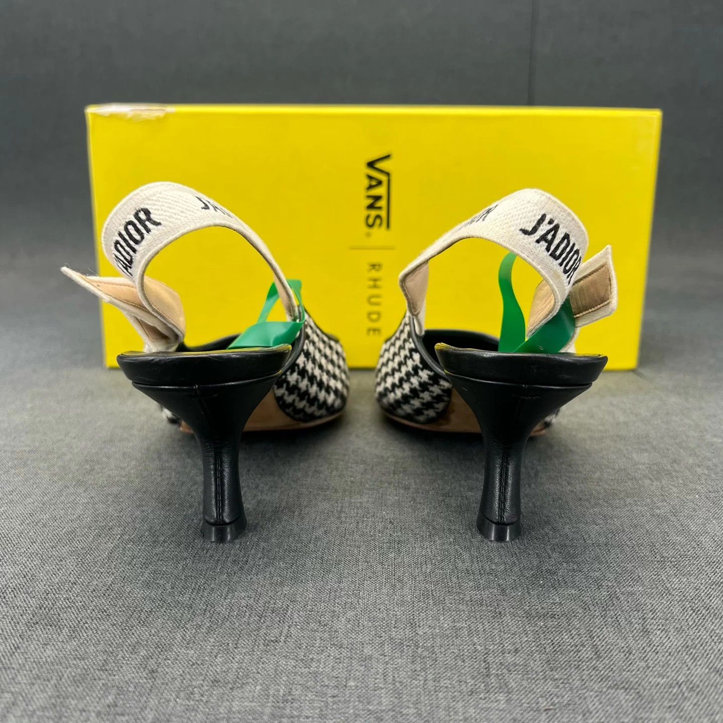 Dior Dior J'adior Black & White 35.5 EU Re-soled Size US 4.5 / IT 34.5 - 5 Thumbnail