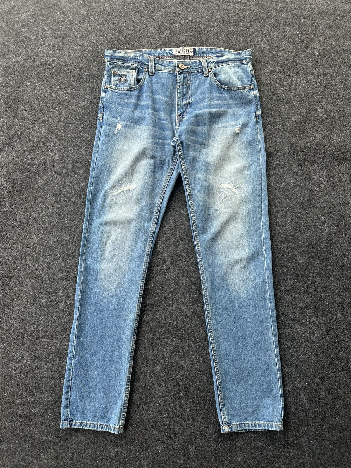 Japanese Brand Alcott Rugged Denim Distressed Washed Denim D105 Size US 34 / EU 50 - 1 Thumbnail