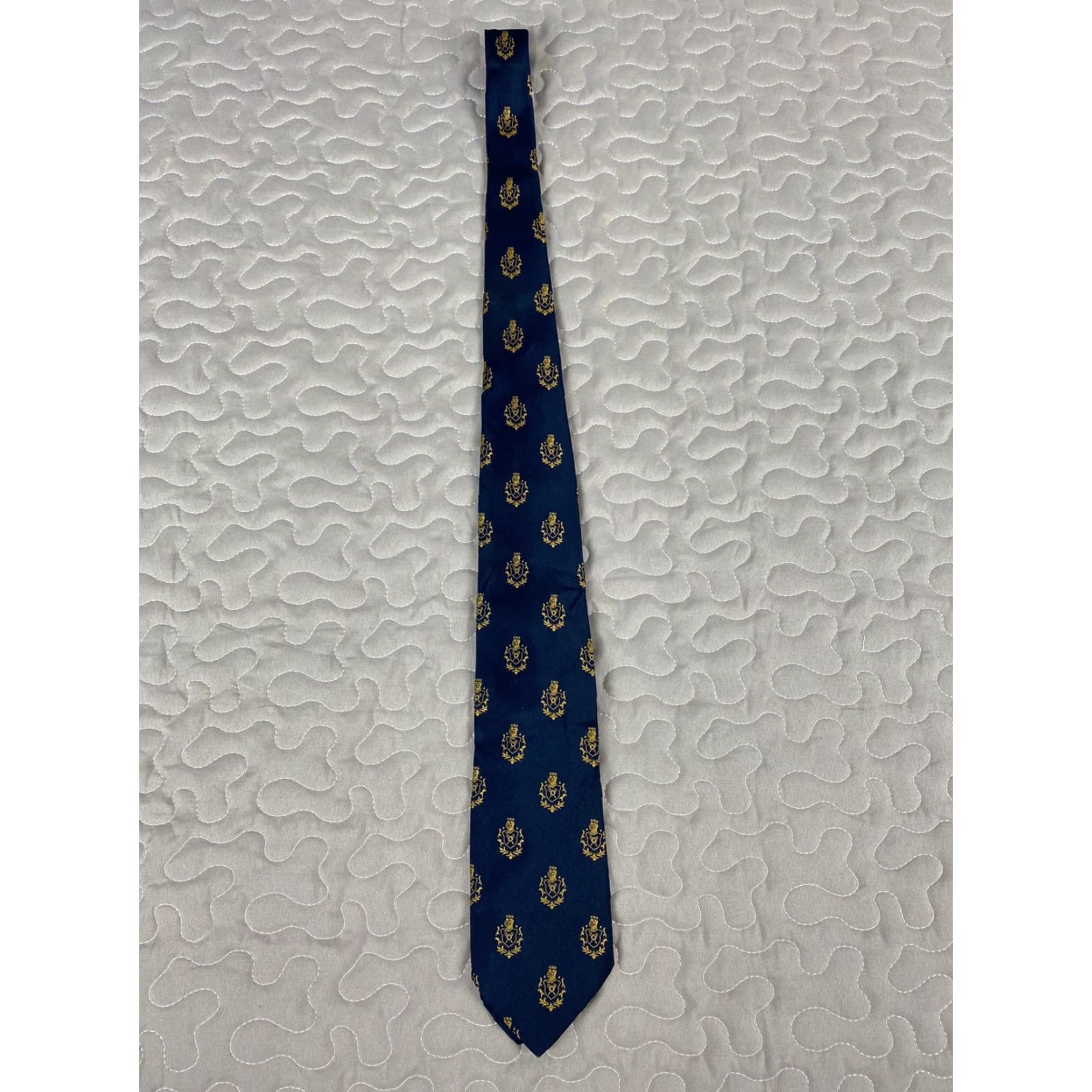 Jim Thompson VINTAGE Norm Thompson Tie Crest Blue Gold Made In Italy Mens Neck Tie 55.5x3.25 Size ONE SIZE - 2 Thumbnail