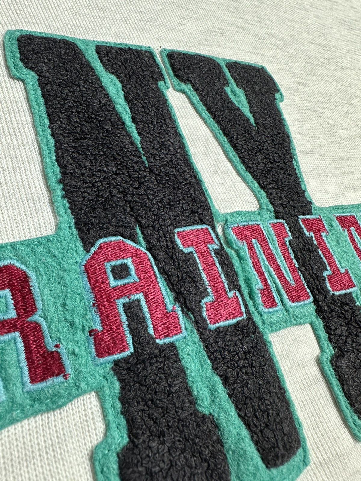 Adidas Adidas Vintage StreetWear 80s NY Training Sweatshirt Size US M / EU 48-50 / 2 - 3 Thumbnail