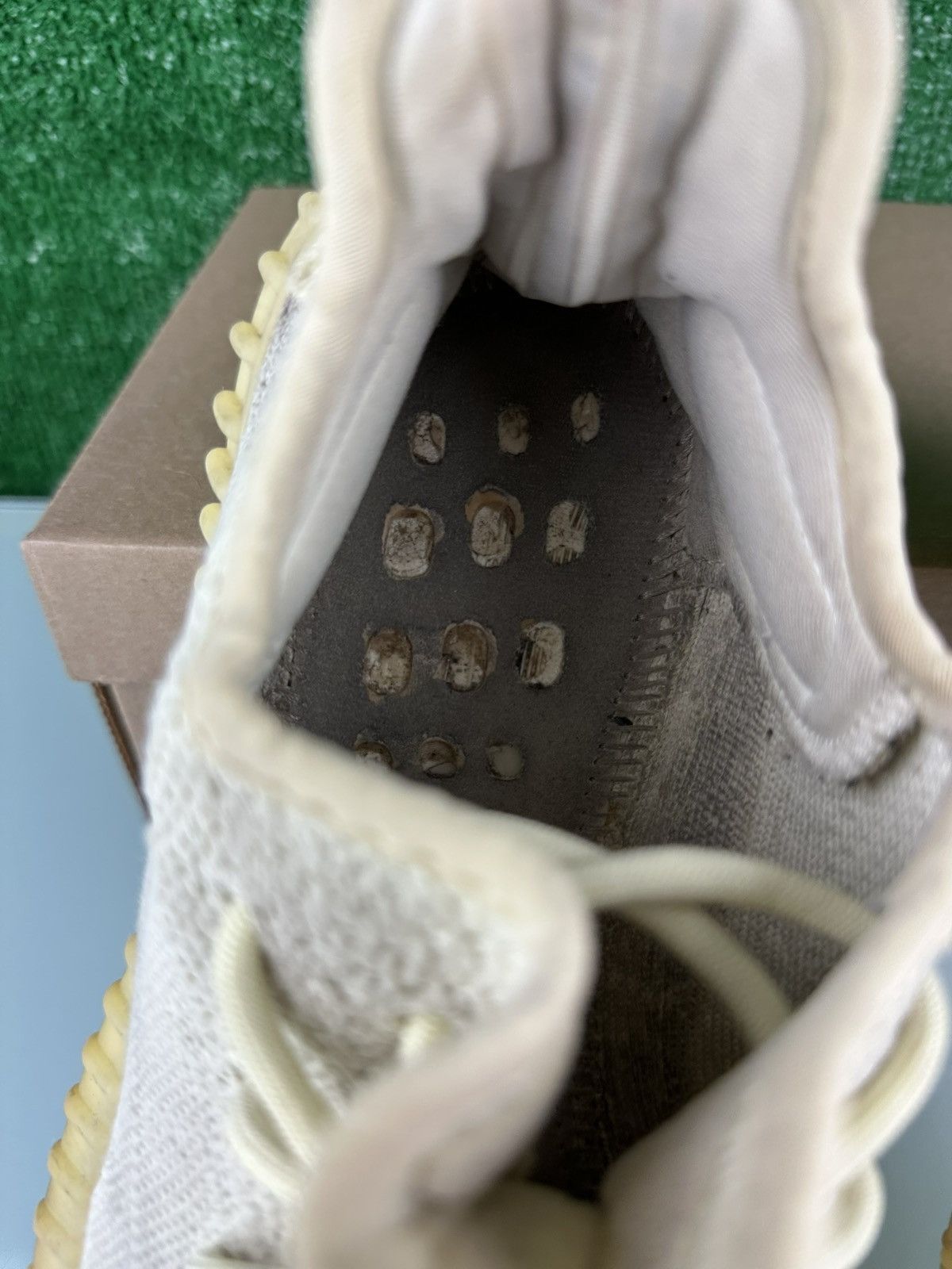 Yeezy adidas Yeezy Boost 350 V2 Butter Size 8 Size US 8 / EU 41 - 6 Thumbnail