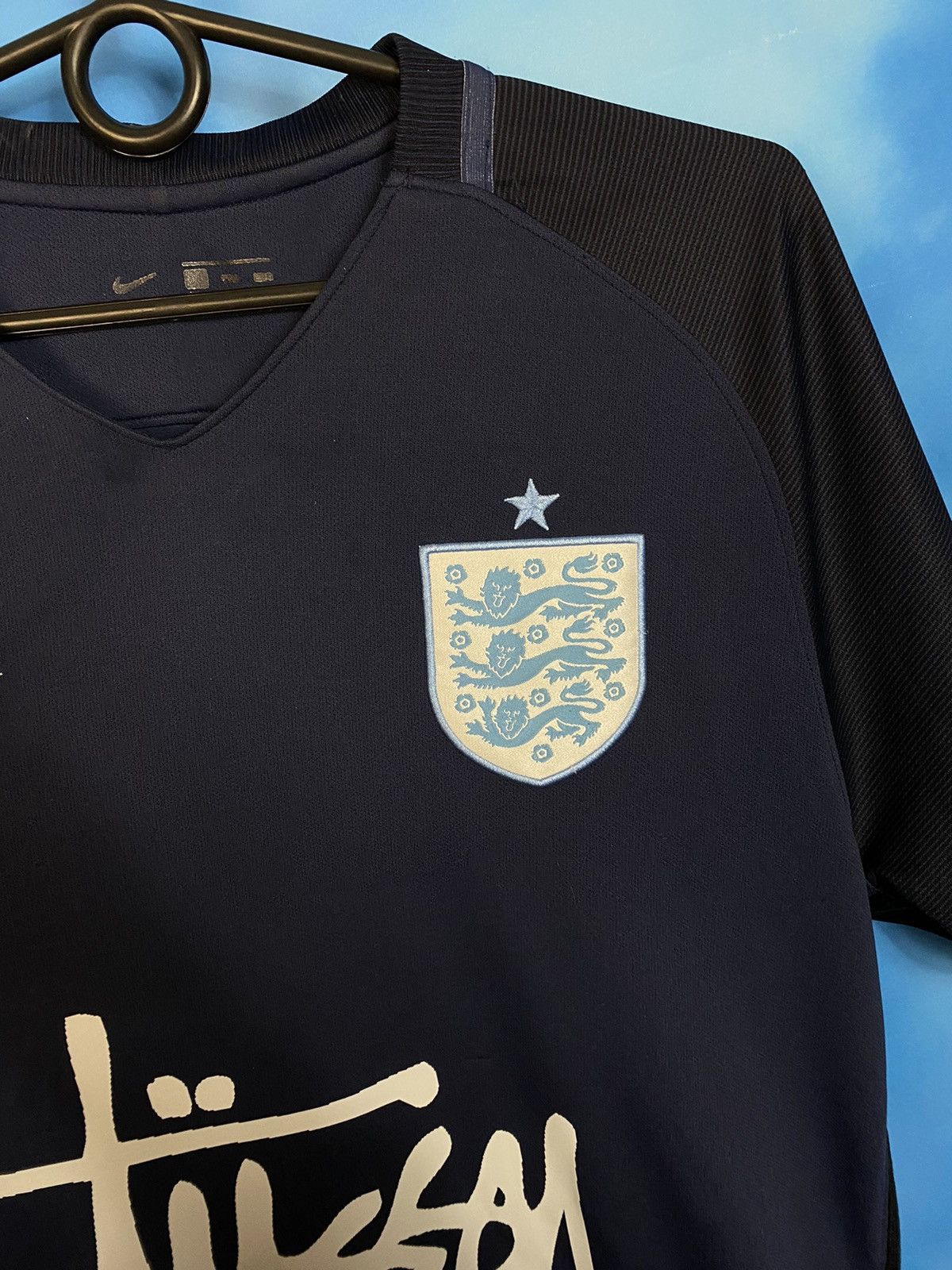 Nike × Vintage Nike England soccer home jersey Size US L / EU 52-54 / 3 - 6 Thumbnail