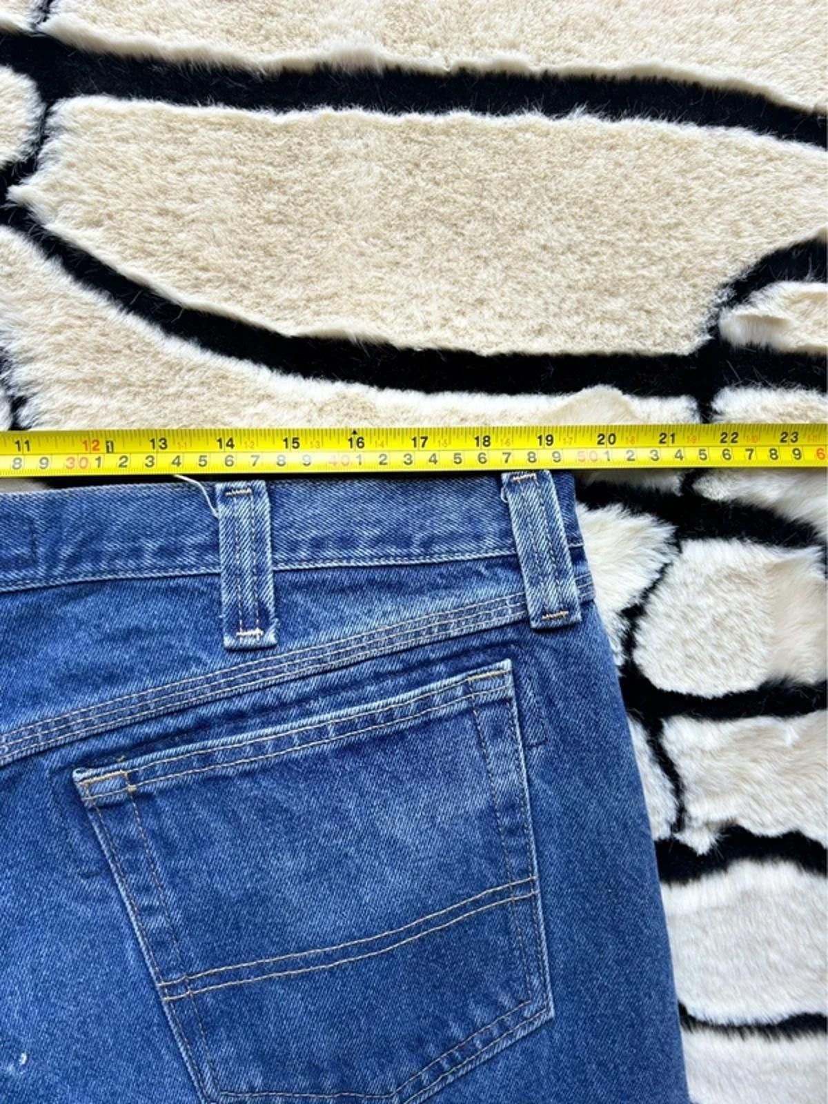 Other Men’s vintage wrangler baggy fit jeans Y2K style size 38x32 Size US 38 / EU 54 - 4 Thumbnail