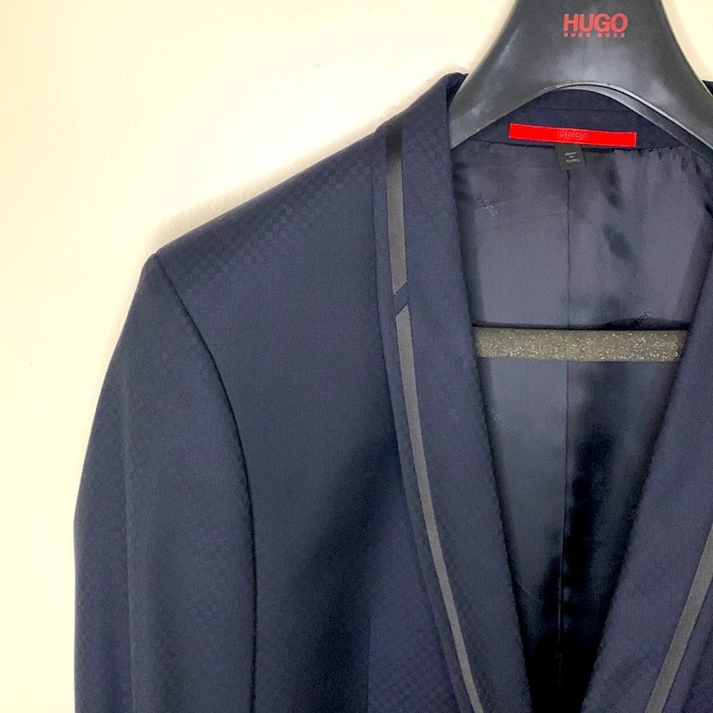 Hugo HUGO - Skinny Arlens/Hettin Tux - 42R (tailored) -100% Wool Size 42R - 1 Thumbnail