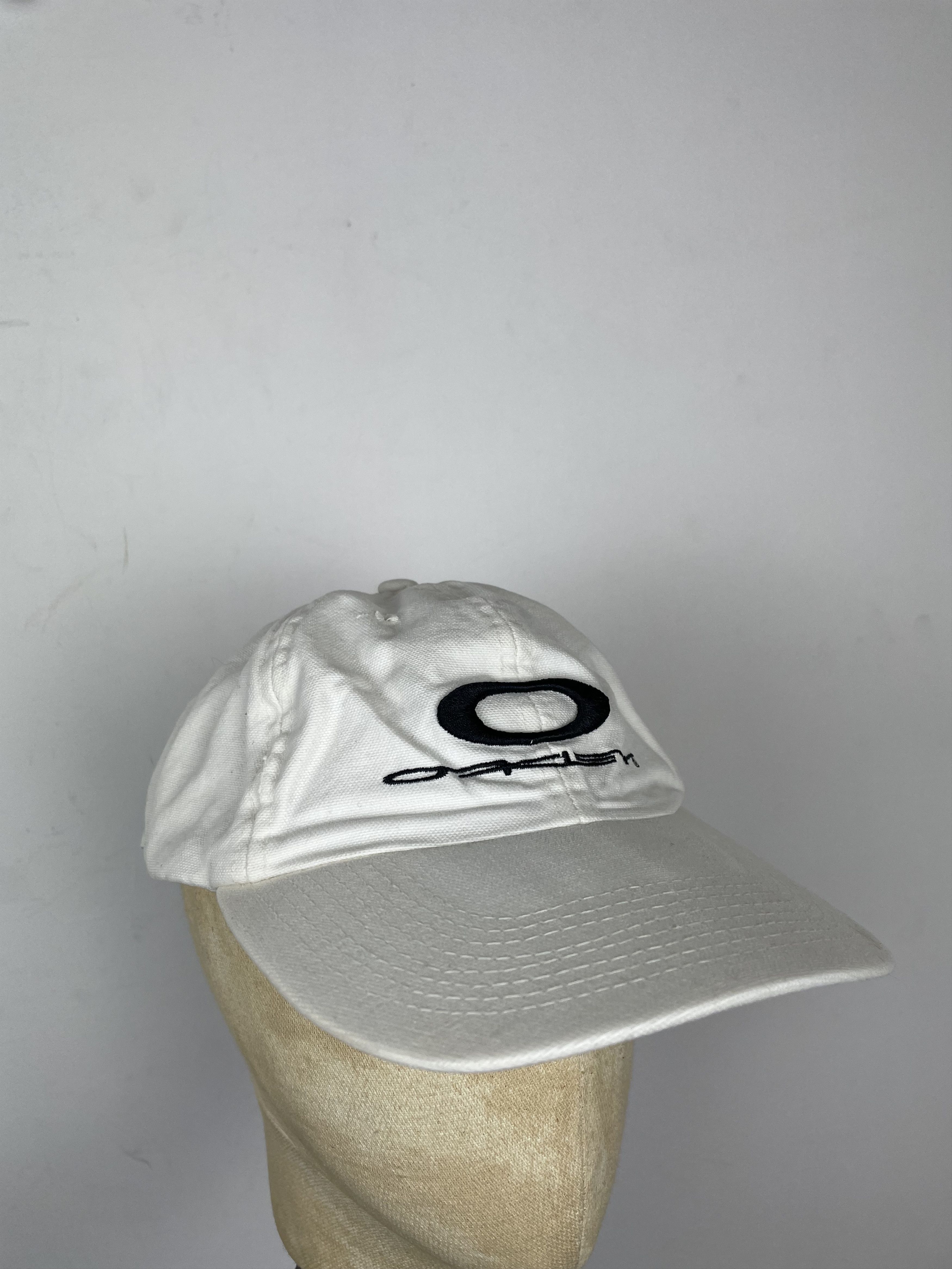 ベビーグッズも大集合 Cap 90s Vintage Oakley Oakley Hat Grailed | White Size One メンズウェア