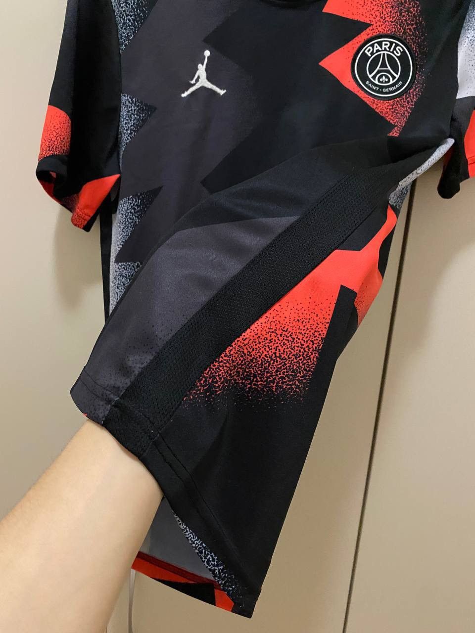 Nike Nike PSG Soccer Jersey Streetwear Rare Casual Style M Drill Size US M / EU 48-50 / 2 - 9 Thumbnail
