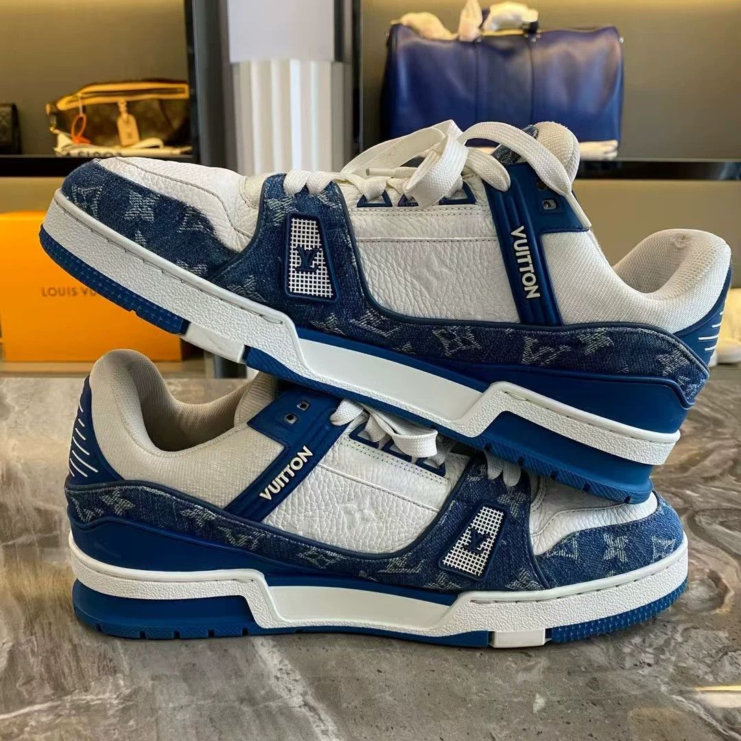 Louis Vuitton LOUIS VUITTON Trainer, white and blue Size US 10 / EU 43 - 4 Thumbnail