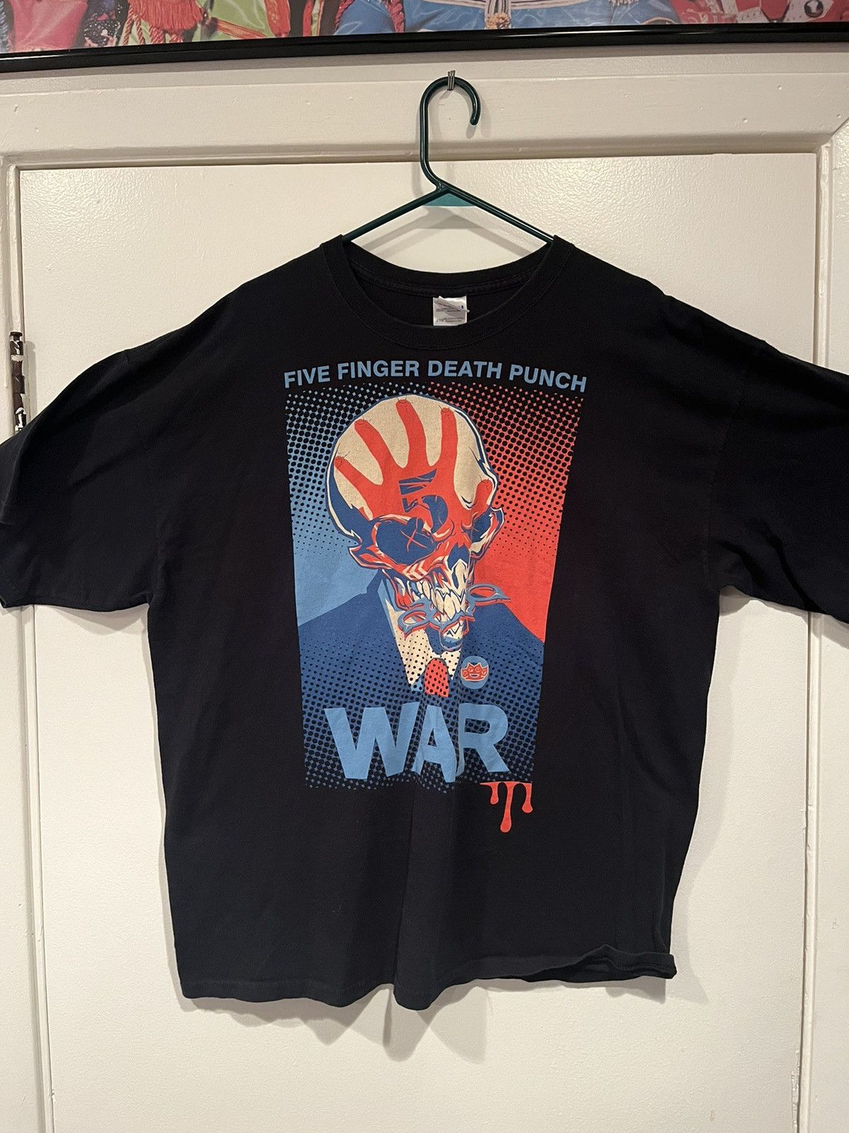 Band Tees Five finger death punch War band tshirt Size US XXL / EU 58 / 5 - 1 Thumbnail