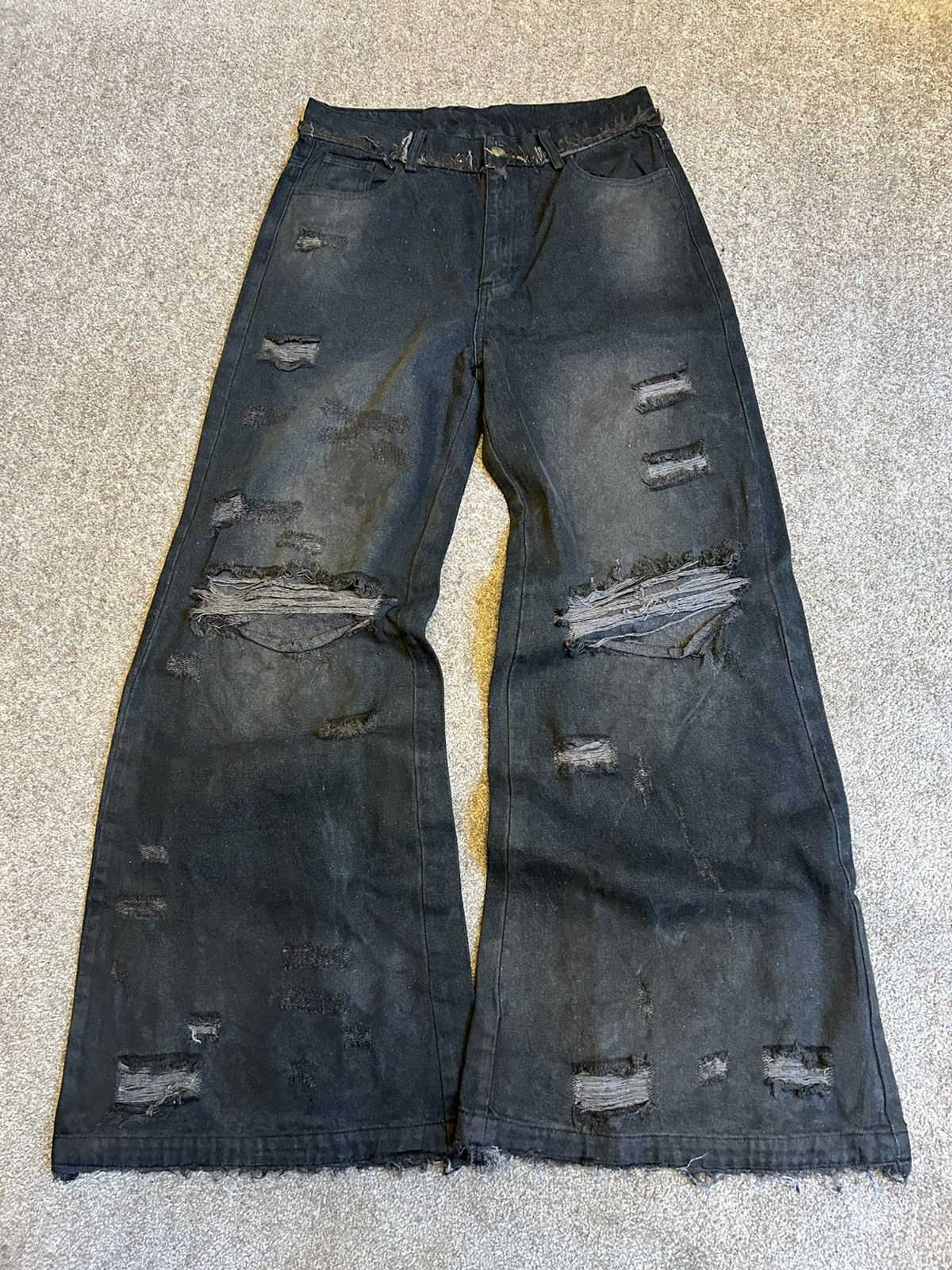 Japanese Brand Flared Distressed Denim Wide Leg Size US 30 / EU 46 - 1 Thumbnail