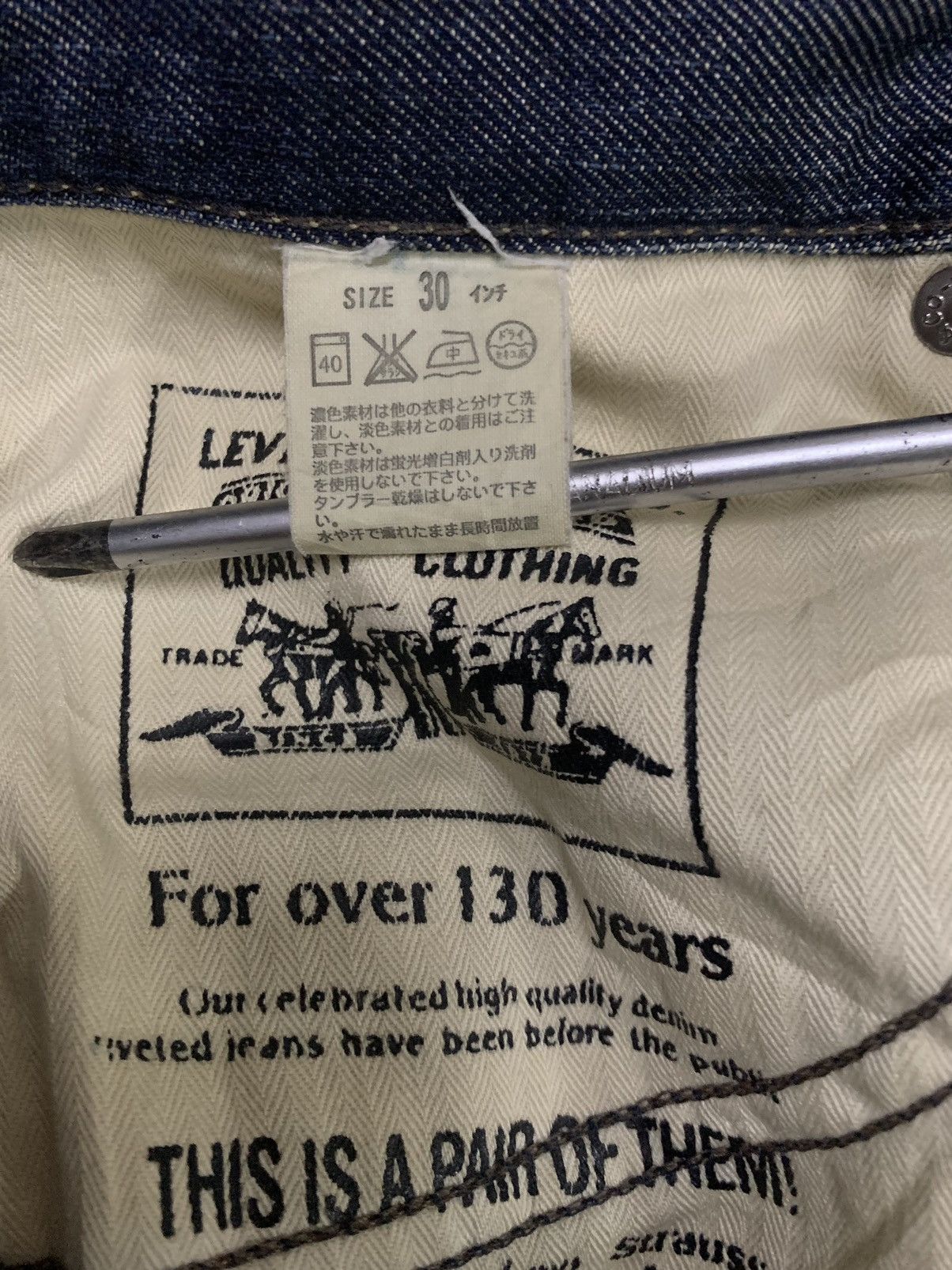 Levi's Vintage Clothing Vintage Y2K Levis 513 Honeycomb Slim Fit Distressed Jeans Size US 30 / EU 46 - 19 Thumbnail