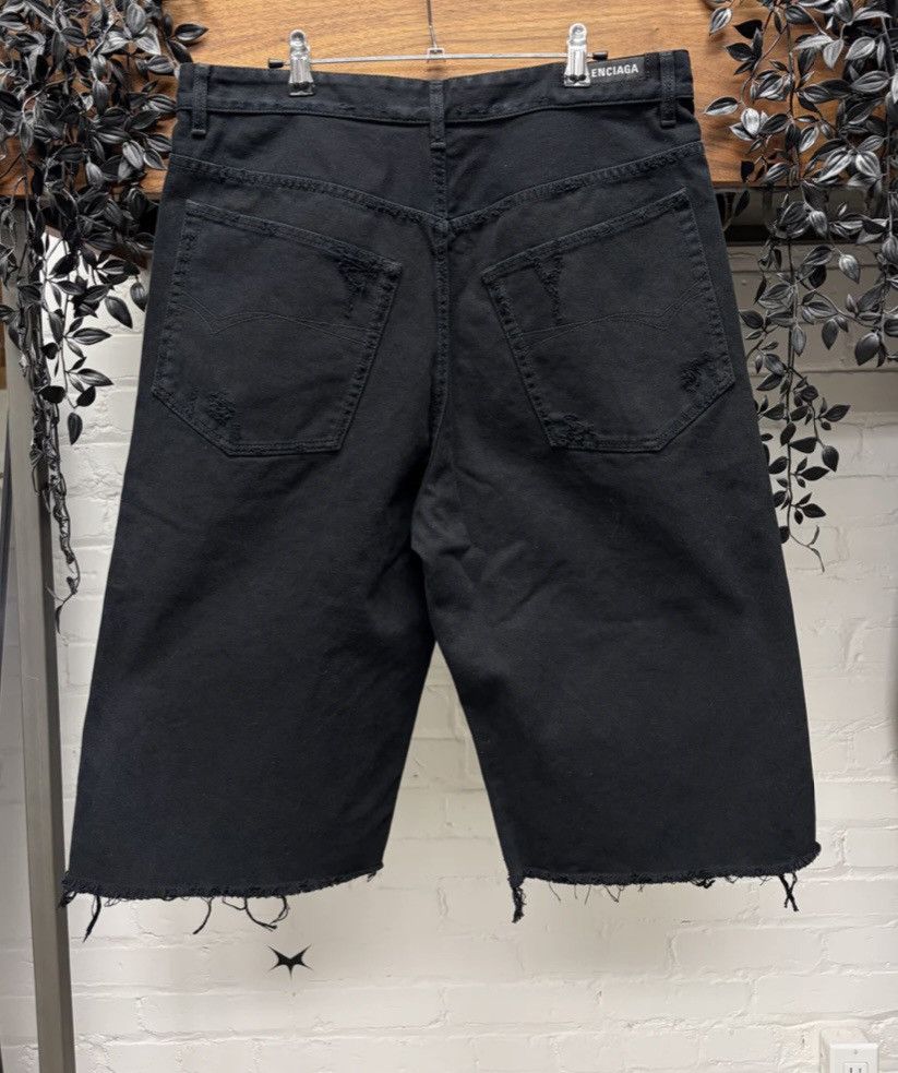 Balenciaga 2025 Balenciaga Over Knee Distressed Black Denim Shorts Size US 34 / EU 50 - 2 Thumbnail