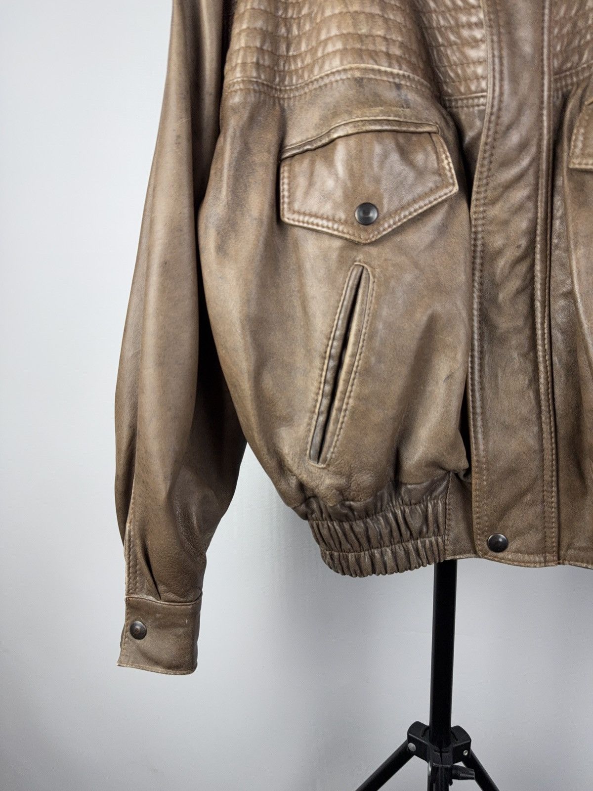 Vintage Vintage 90s Leather Biker Faded Jacket Style Maison Margiela Size US L / EU 52-54 / 3 - 3 Thumbnail