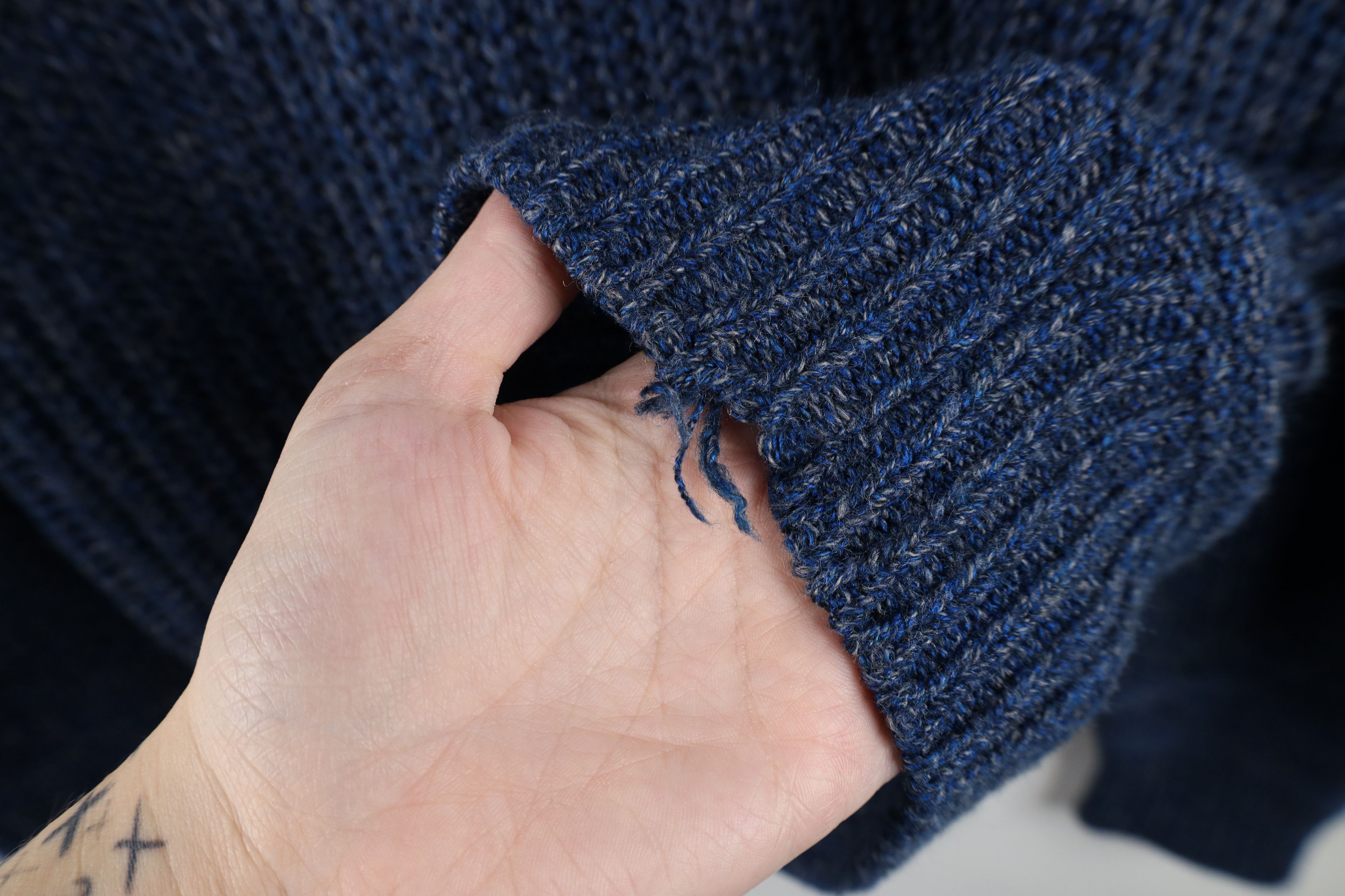 Vintage Vintage 90s Streetwear Ribbed Knit Crewneck Sweater Blue Size US L / EU 52-54 / 3 - 5 Thumbnail
