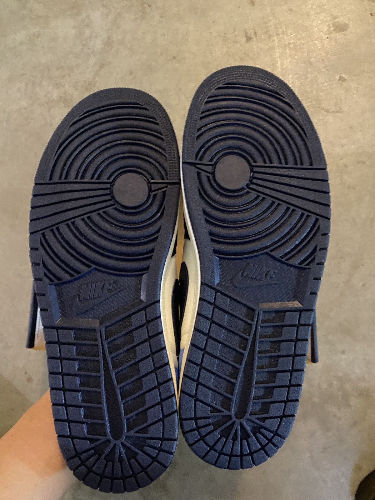 Jordan Brand Jordan 1 Low Obsidian Size US 10.5 / EU 43-44 - 4 Thumbnail