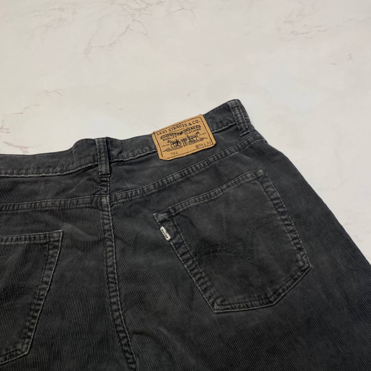 Levi's Levi’s Vintage Velvet Pants Y2K Old Money Style Size US 34 / EU 50 - 7 Thumbnail