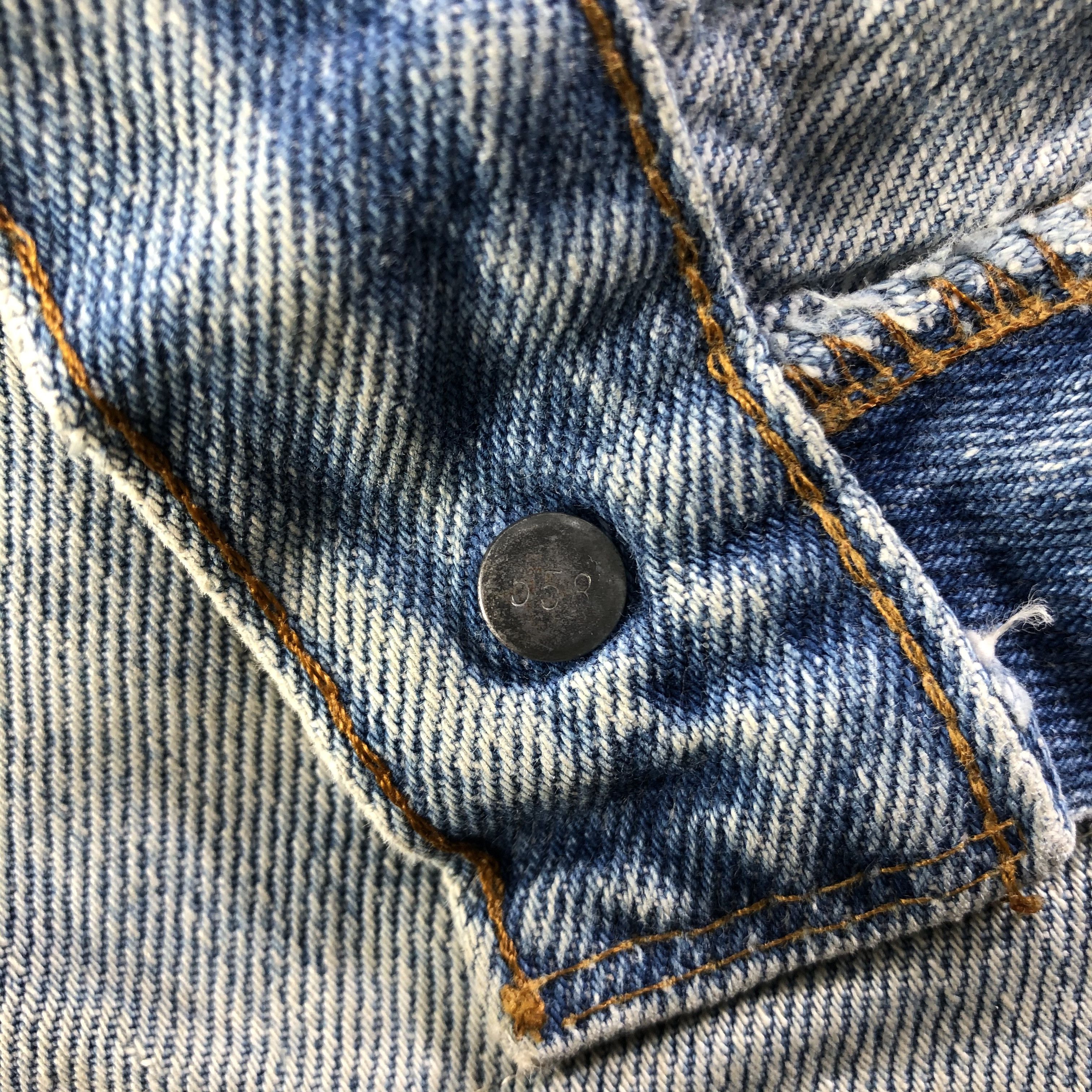Levi's 90s Vintage Light Wash Levis 501 Jeans-J3629 Size US 29 - 10 Thumbnail