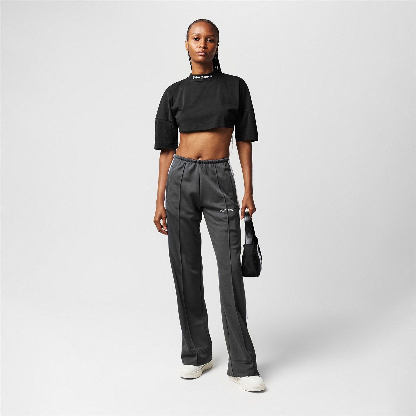 Palm Angels o1g2r1mq0325 Logo Crop T-Shirt in Black Size S / US 4 / IT 40 - 6 Thumbnail