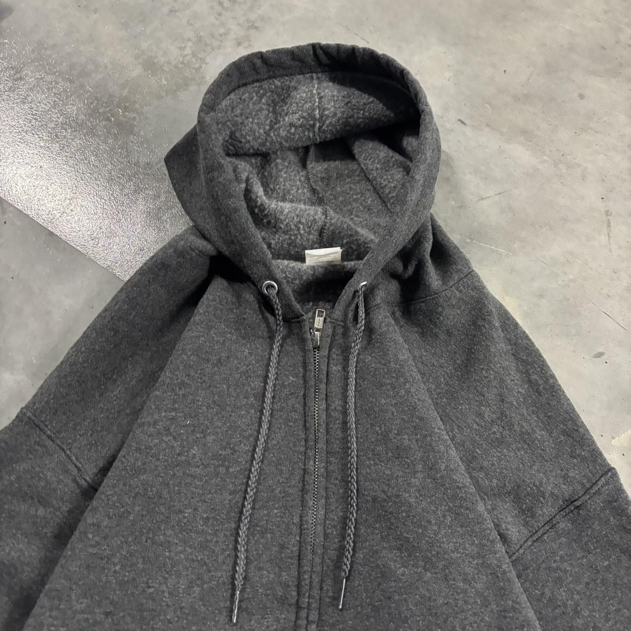 Vintage Crazy Vintage Y2K/2000s Dark Grey Blank Russell Style Essential Zip Up Hoodie! Size L Size US L / EU 52-54 / 3 - 2 Thumbnail