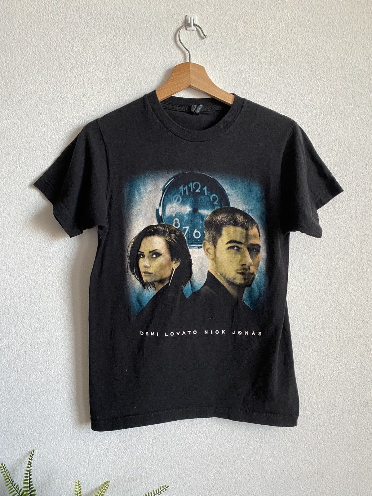 Band Tees Demi Lovato Nick Jonas Tour Tee Size M / US 6-8 / IT 42-44 - 1 Thumbnail