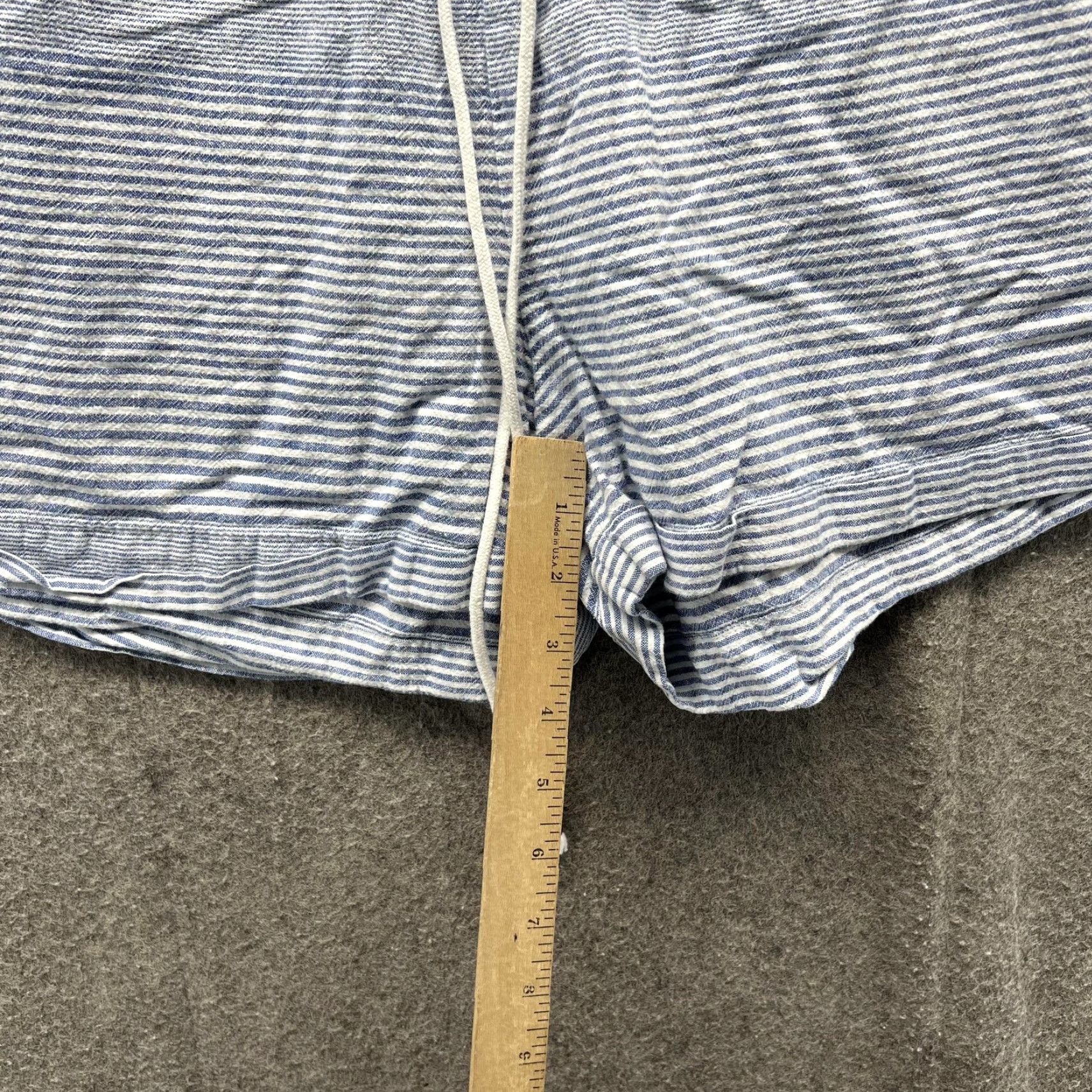 Vineyard Vines Vineyard Vines Shorts Women Large Blue Striped Linen Cotton Drawstring Chino Size 36" / US 14 / IT 50 - 6 Thumbnail