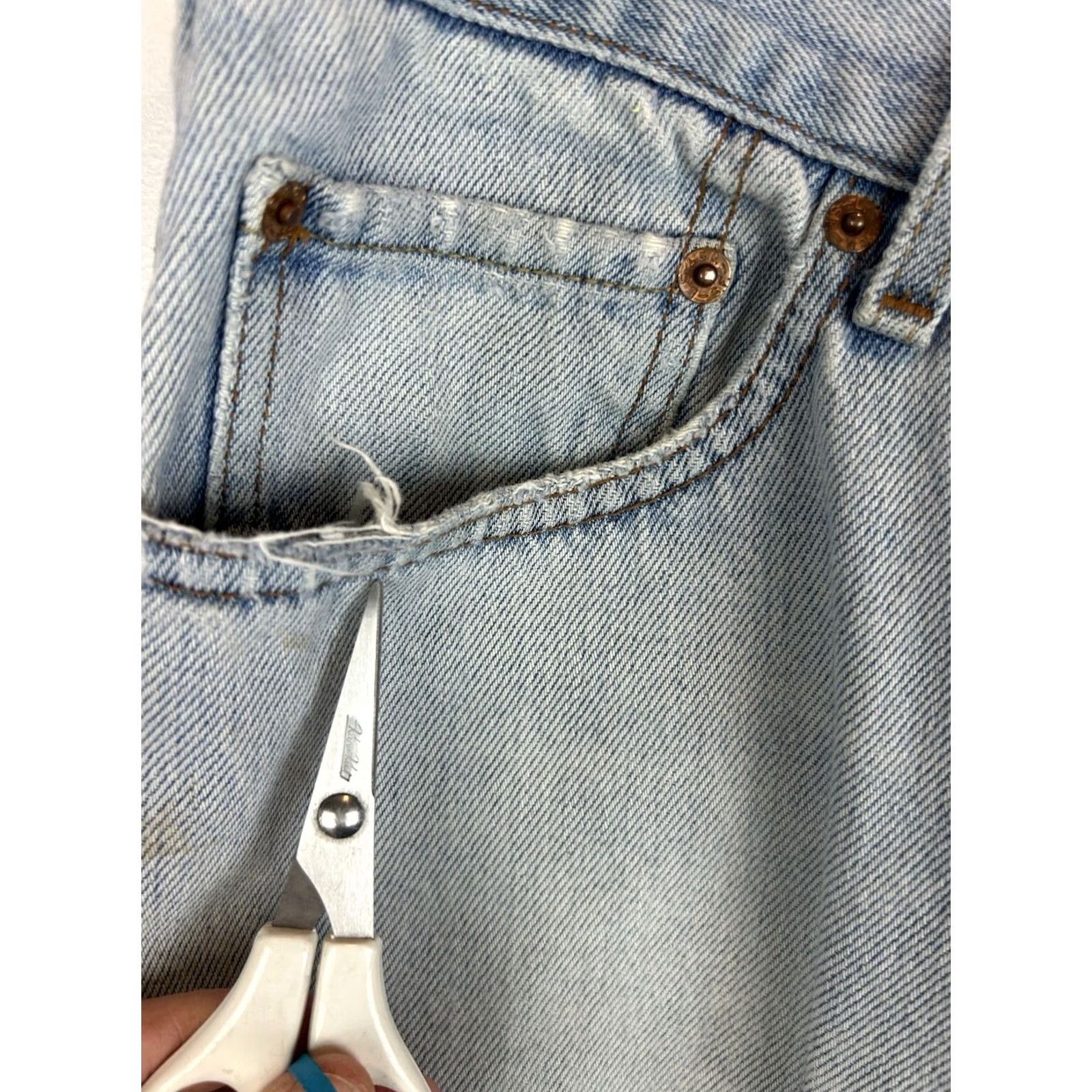 Levi's Item Specifications: Country of Origin: USA Size US 36 / EU 52 - 5 Thumbnail