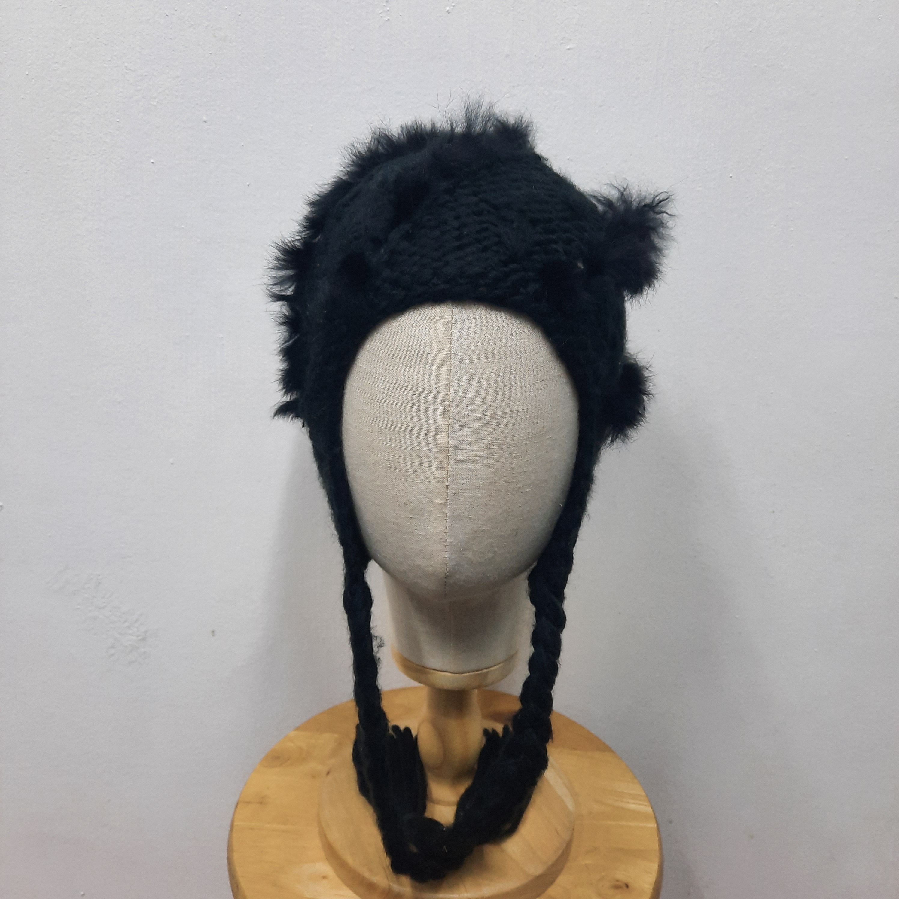 Japanese Brand 🏔 Japanese brand super black fur earflap beanie hat Size ONE SIZE - 2 Thumbnail