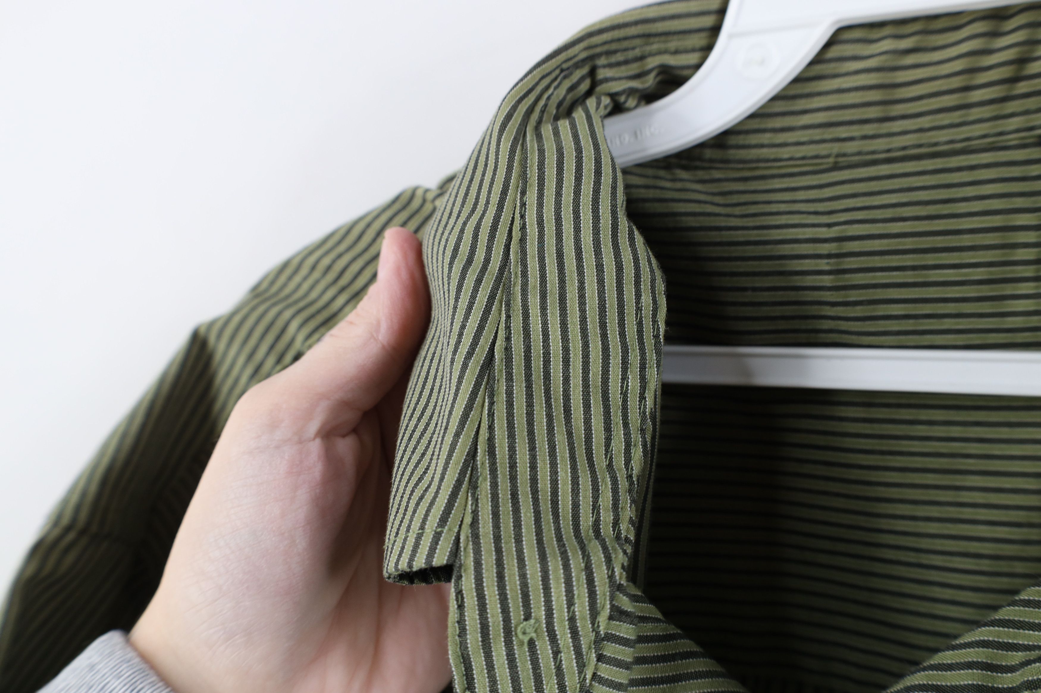 Vintage Vintage 90s Streetwear Fit Short Sleeve Button Down Shirt Size US L / EU 52-54 / 3 - 7 Thumbnail