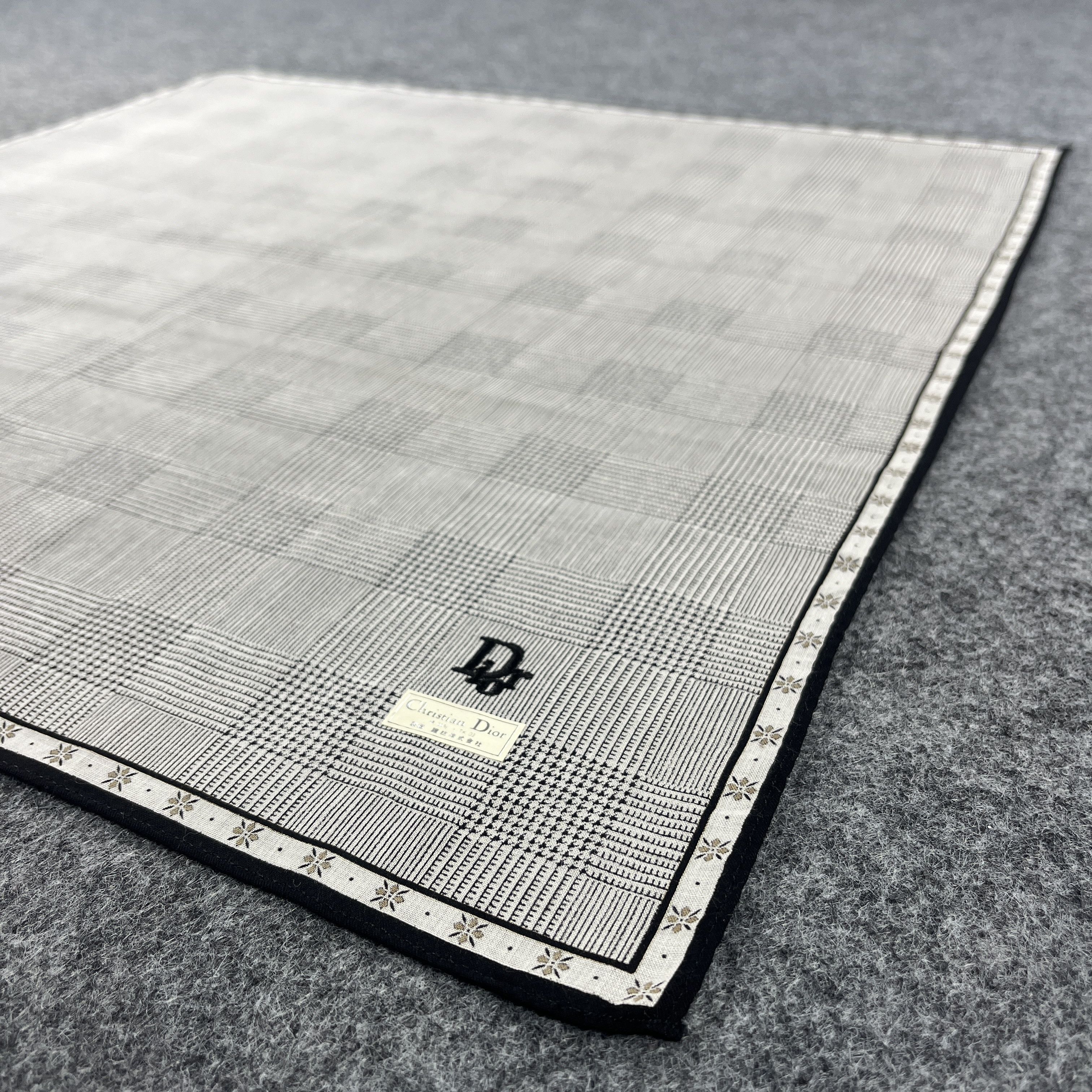 Other Christian Dior Handkerchief / Bandana / Neckerchief B034 Size ONE SIZE - 5 Thumbnail