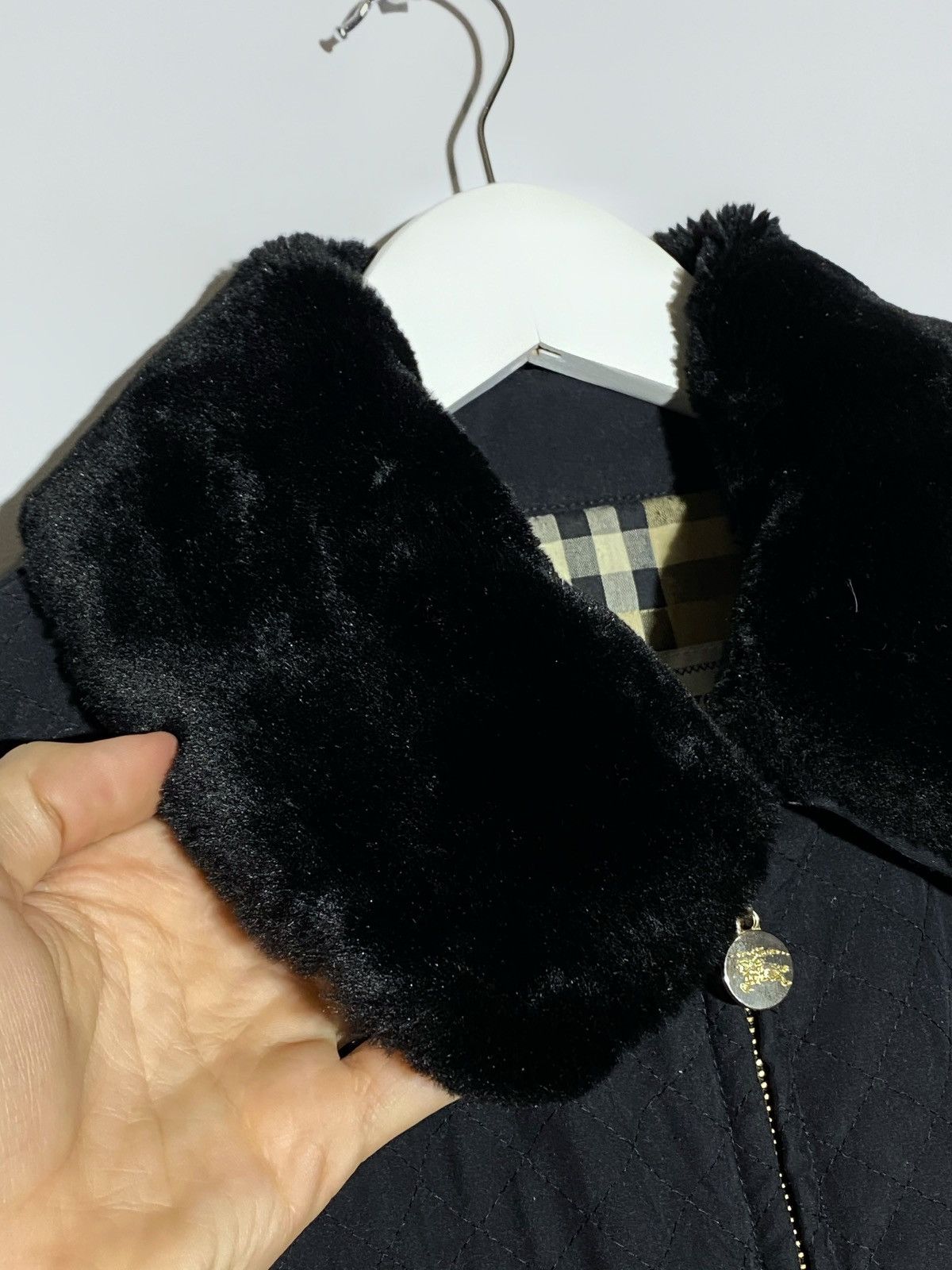 Burberry Burberry’s vintage nova check quilted jacket fur collar Size US M / EU 48-50 / 2 - 9 Thumbnail