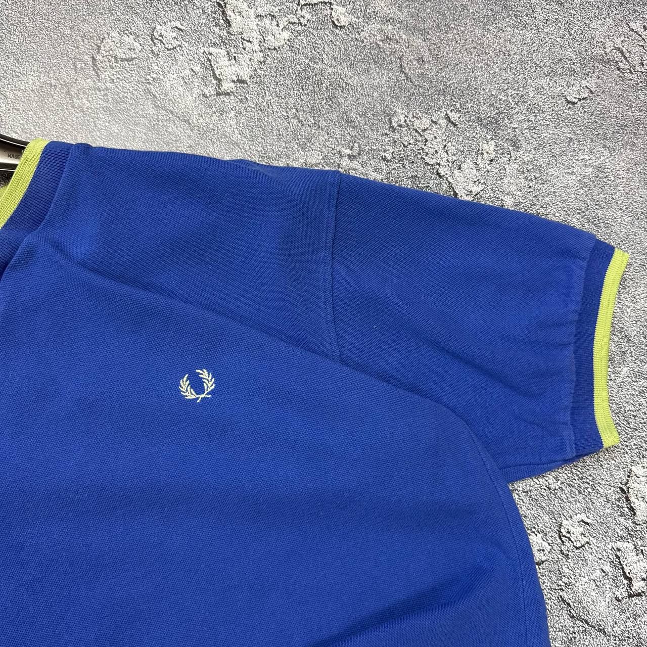 Fred Perry Vintage Fred Perry t shirt vintage 80s vintage v neck Size US S / EU 44-46 / 1 - 4 Thumbnail