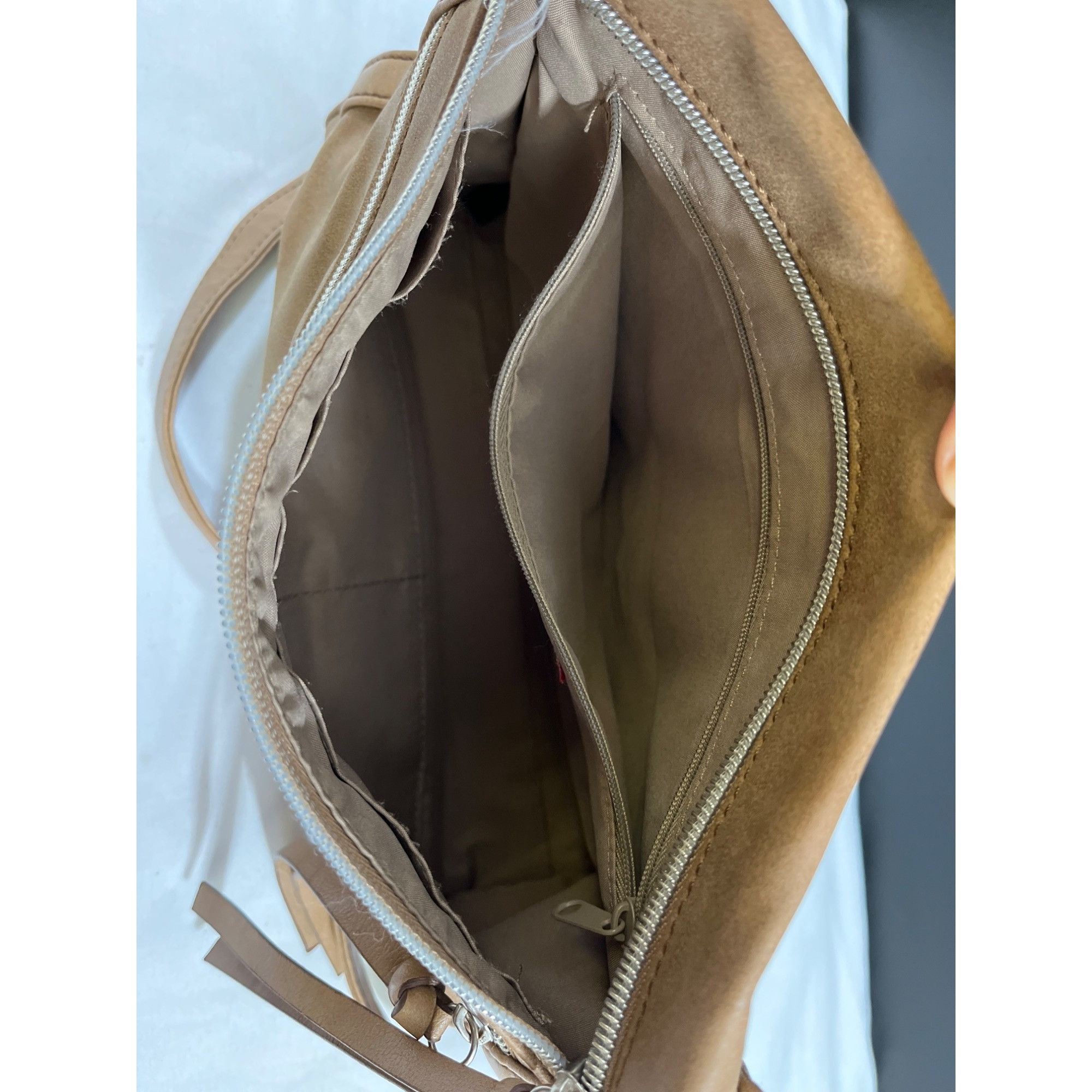 Relic Relic "You Are My Sunshine" Women's Tan Crossbody Purse SKU Size ONE SIZE - 3 Thumbnail