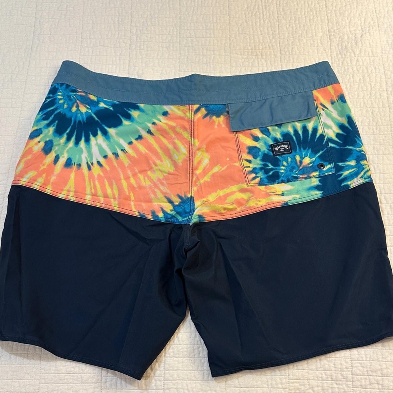 Billabong Billabong 36 Fifty 50 Men's Tie-Dye Board Shorts Surfing Size US 34 / EU 50 - 3 Thumbnail