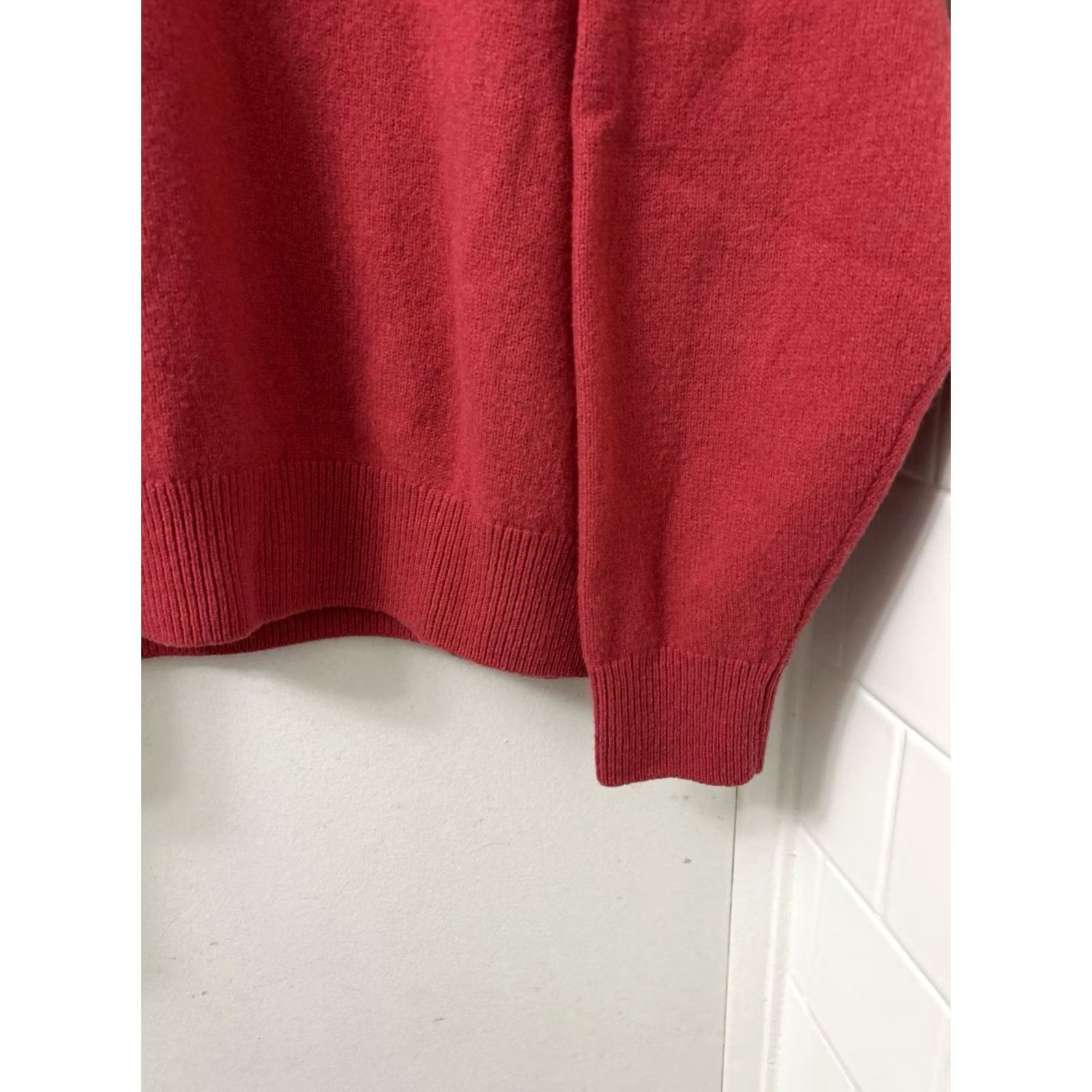 Uniqlo Uniqlo Sweater Womens Size XL Red 100% Wool Knit Pullover Long Sleeve Crew Neck Ribbed Pullover Casual Womens XL Red Wool Knit Pullover Size XL / US 12-14 / IT 48-50 - 4 Thumbnail