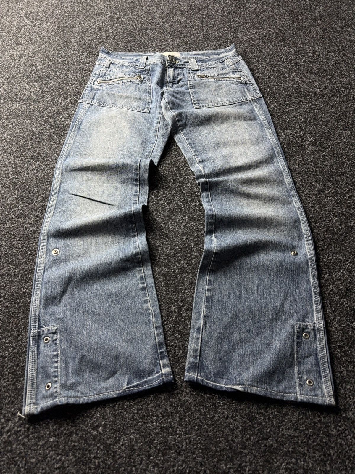 United Colors Of Benetton Retro 90s Benetton Y2K zip pocket wide leg denim jeans 28 Size 30" / US 8 / IT 44 - 1 Thumbnail