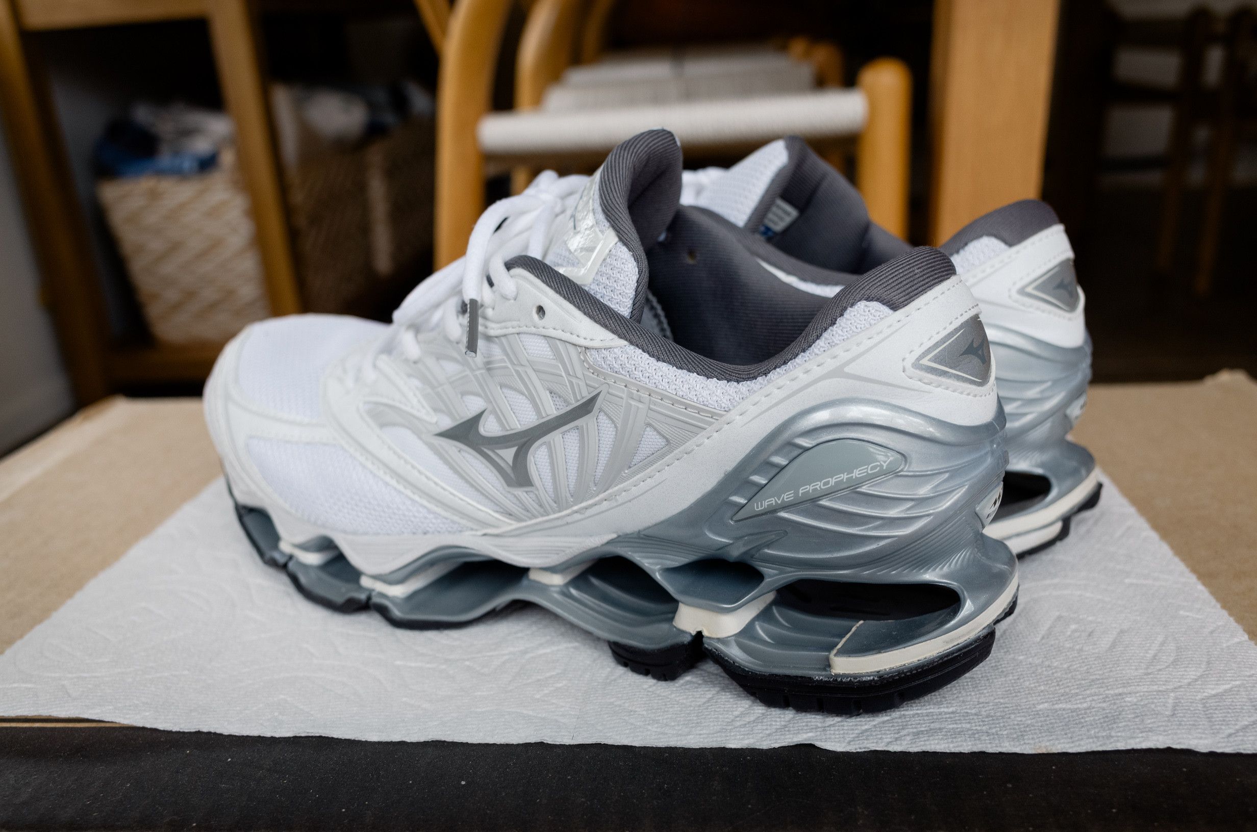 Mizuno Wave Prophecy LS Size US 10 / EU 43 - 2 Thumbnail